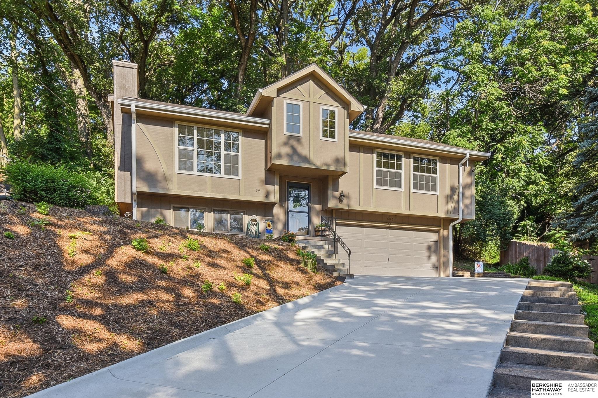 1606 Farrell Drive — photo