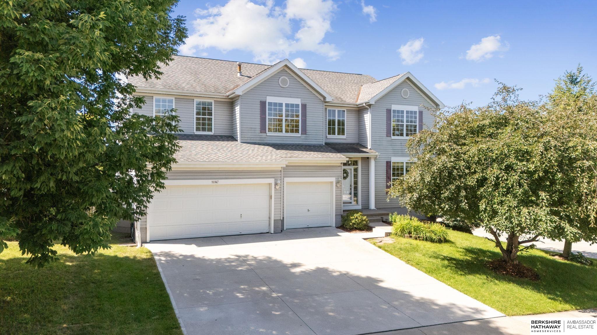 16147 U Circle — photo