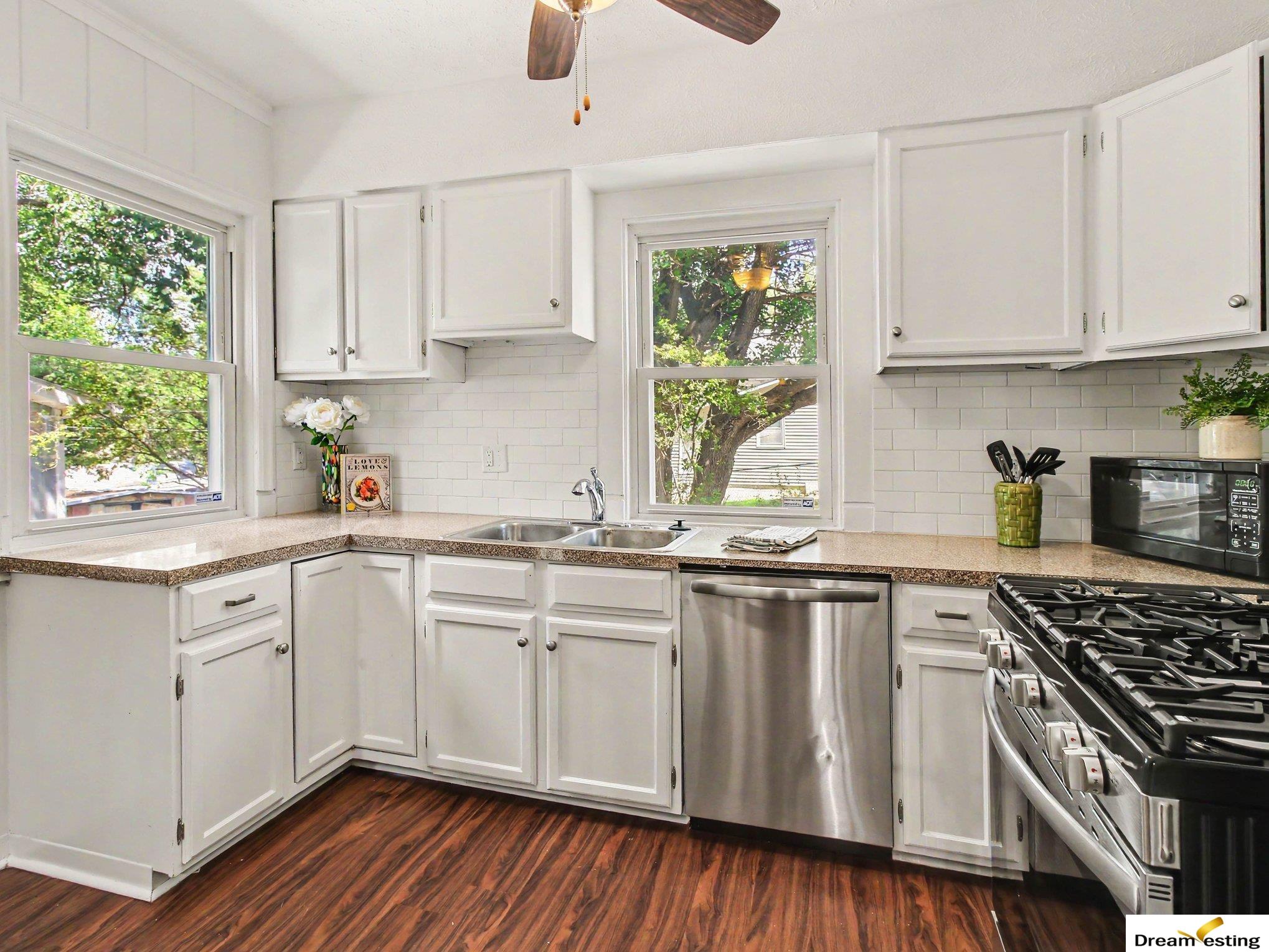 6354 Parker Street — photo