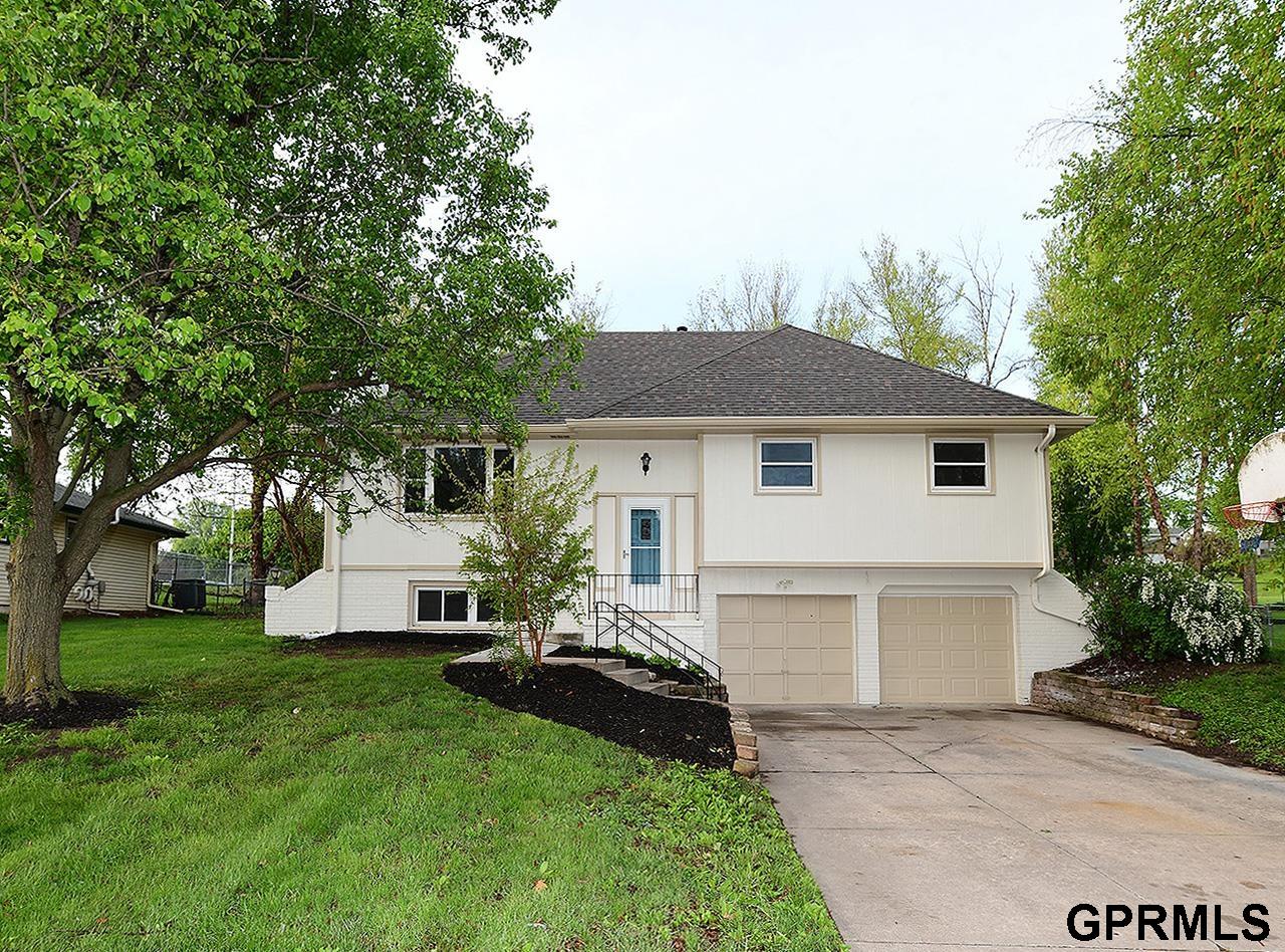 10417 Grand Avenue — photo