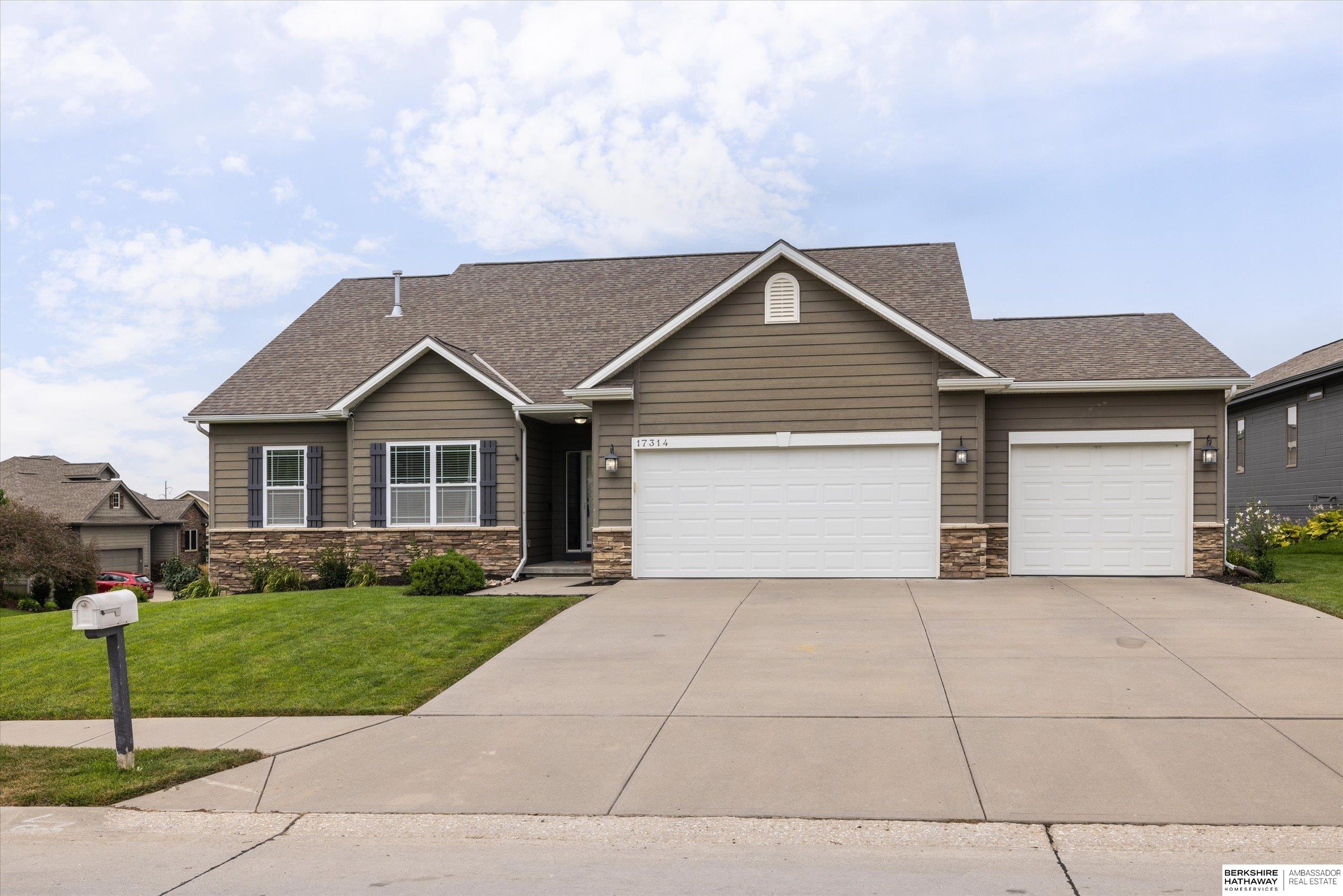 17314 Soldier Street — photo