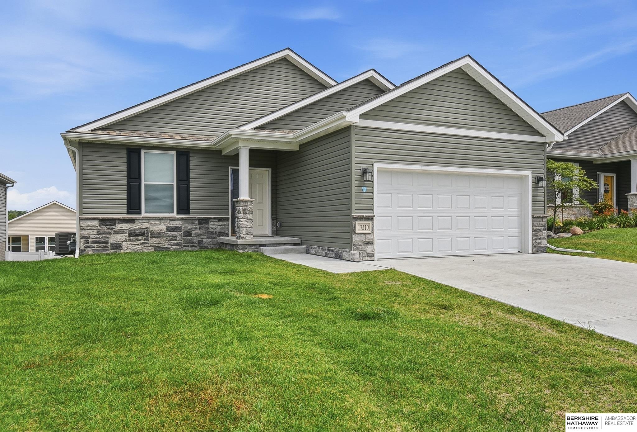 17510 Robin Drive — photo