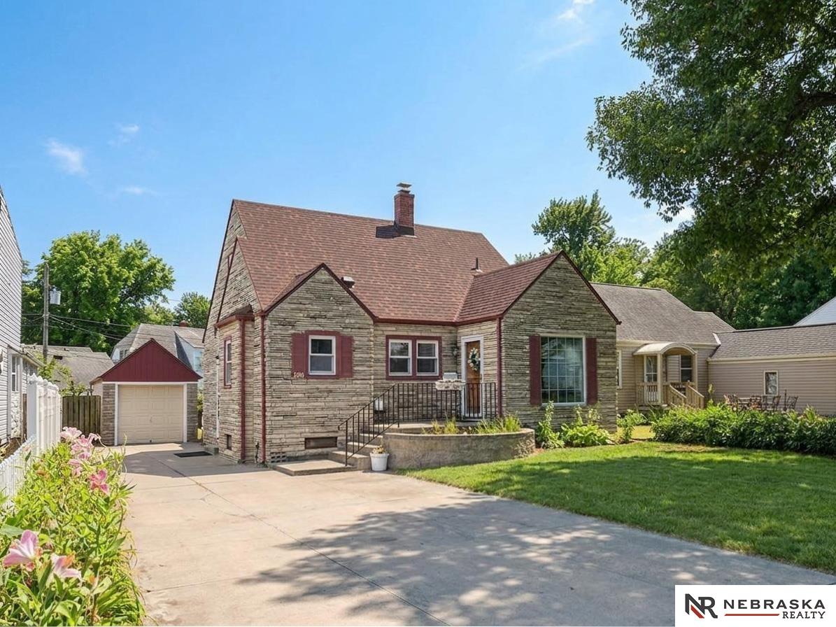 2731 Sharon Drive — photo