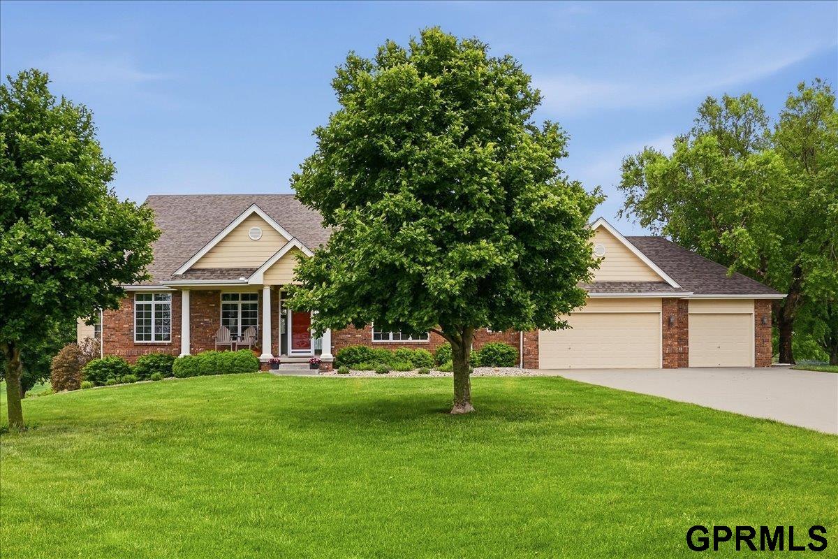 17933 Bent Tree Ridge Ridge, Council Bluffs, IA 51503 — photo 3