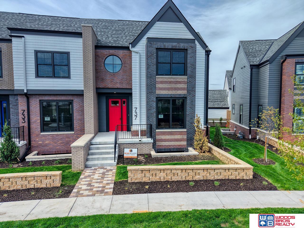 737 Blue Sage Boulevard — photo