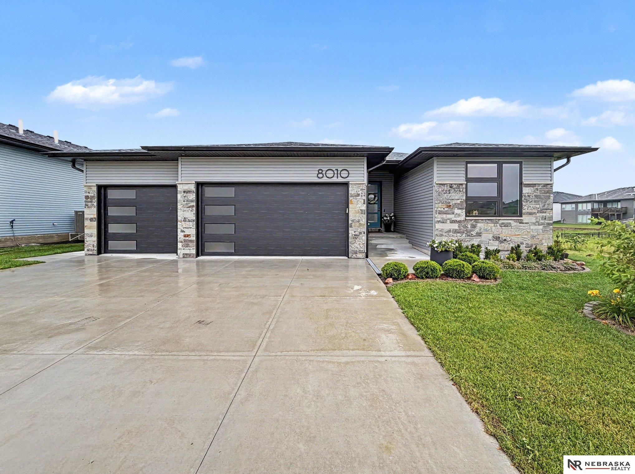 8010 Patrick Avenue — photo