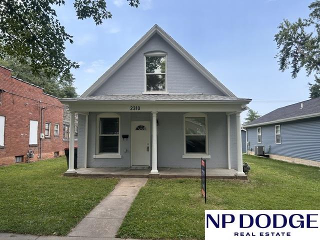 2310 D Street — photo