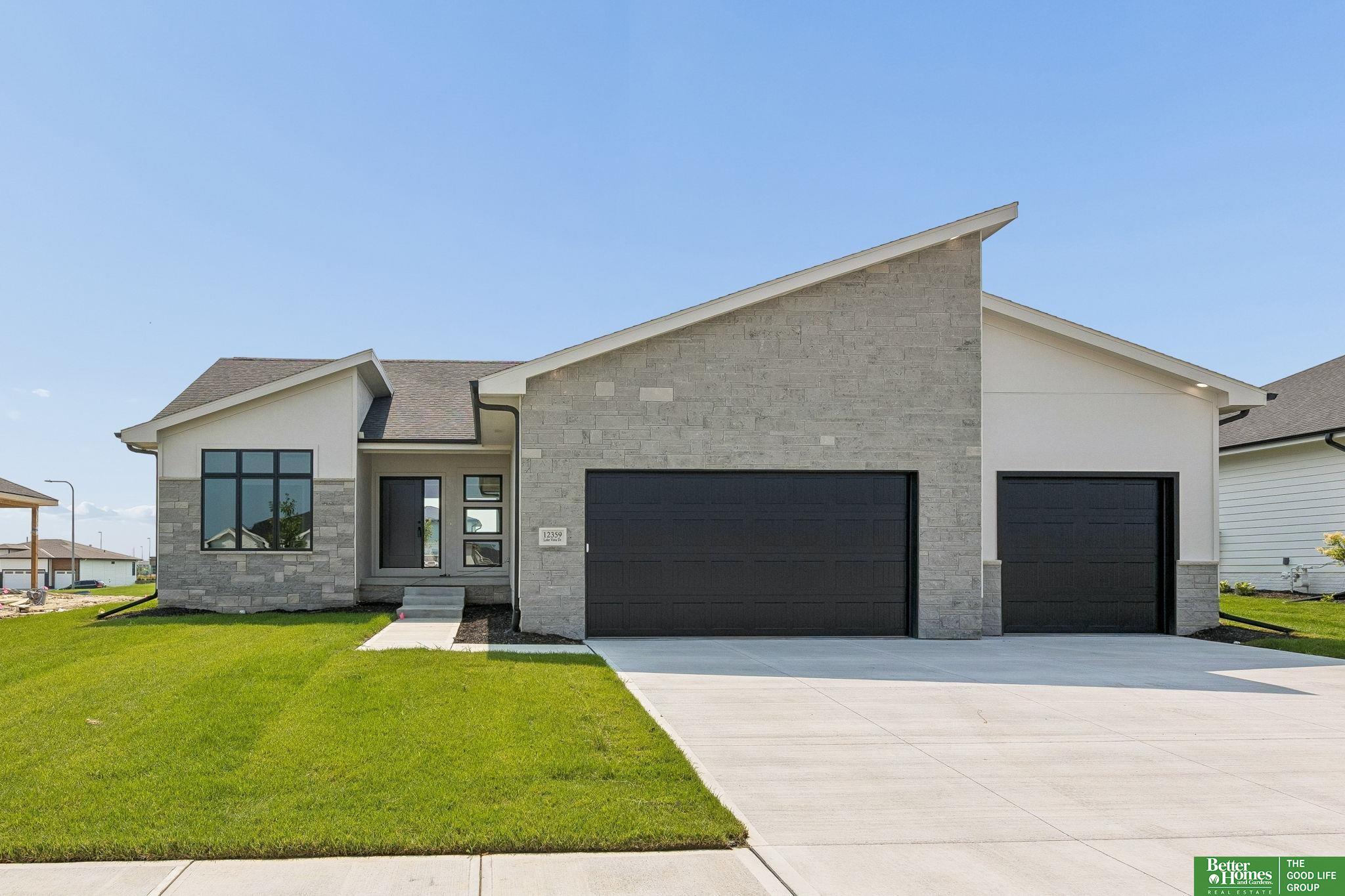 12359 Lake Vista Drive — photo