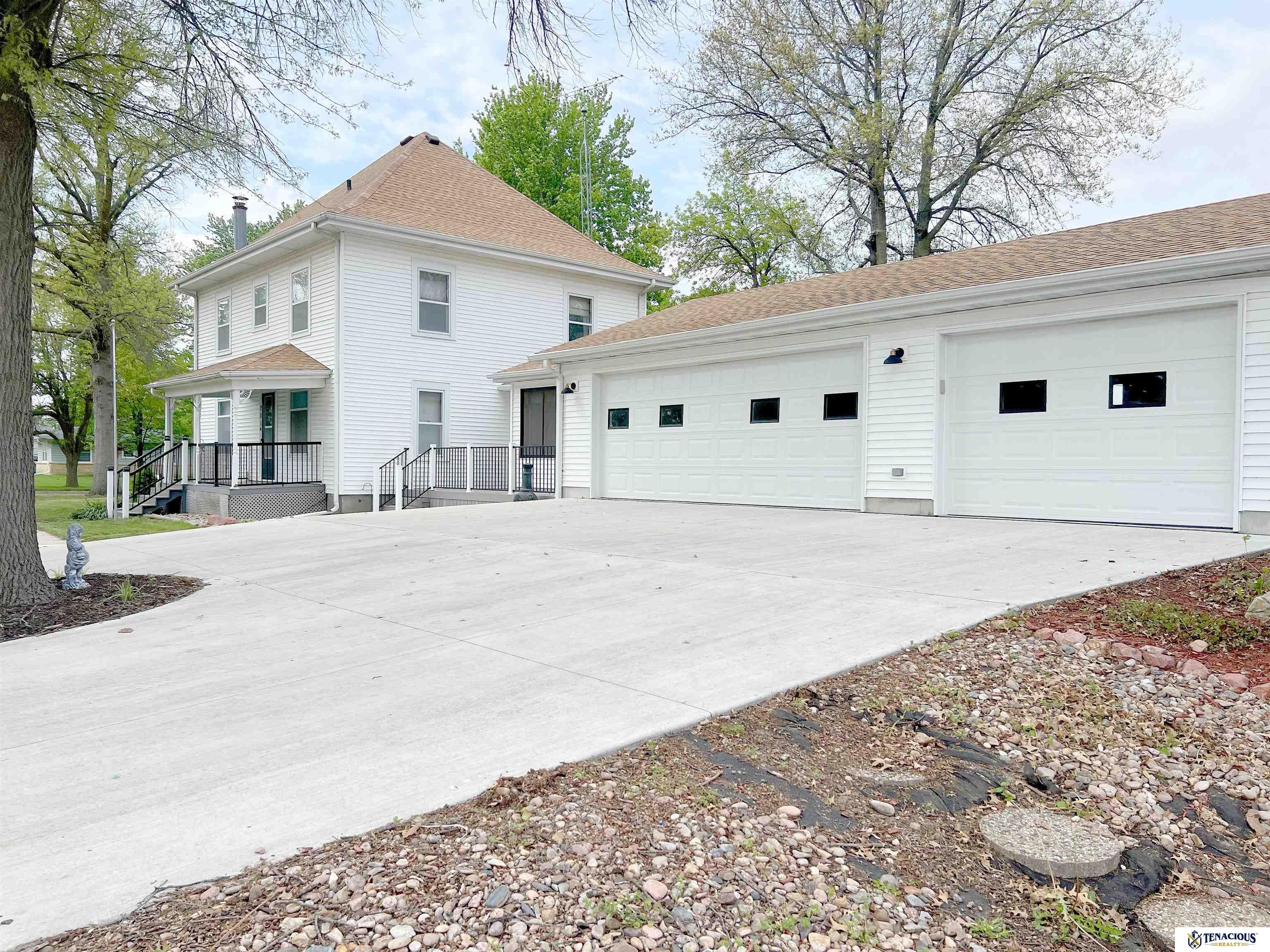 201 N Butternut Street — photo