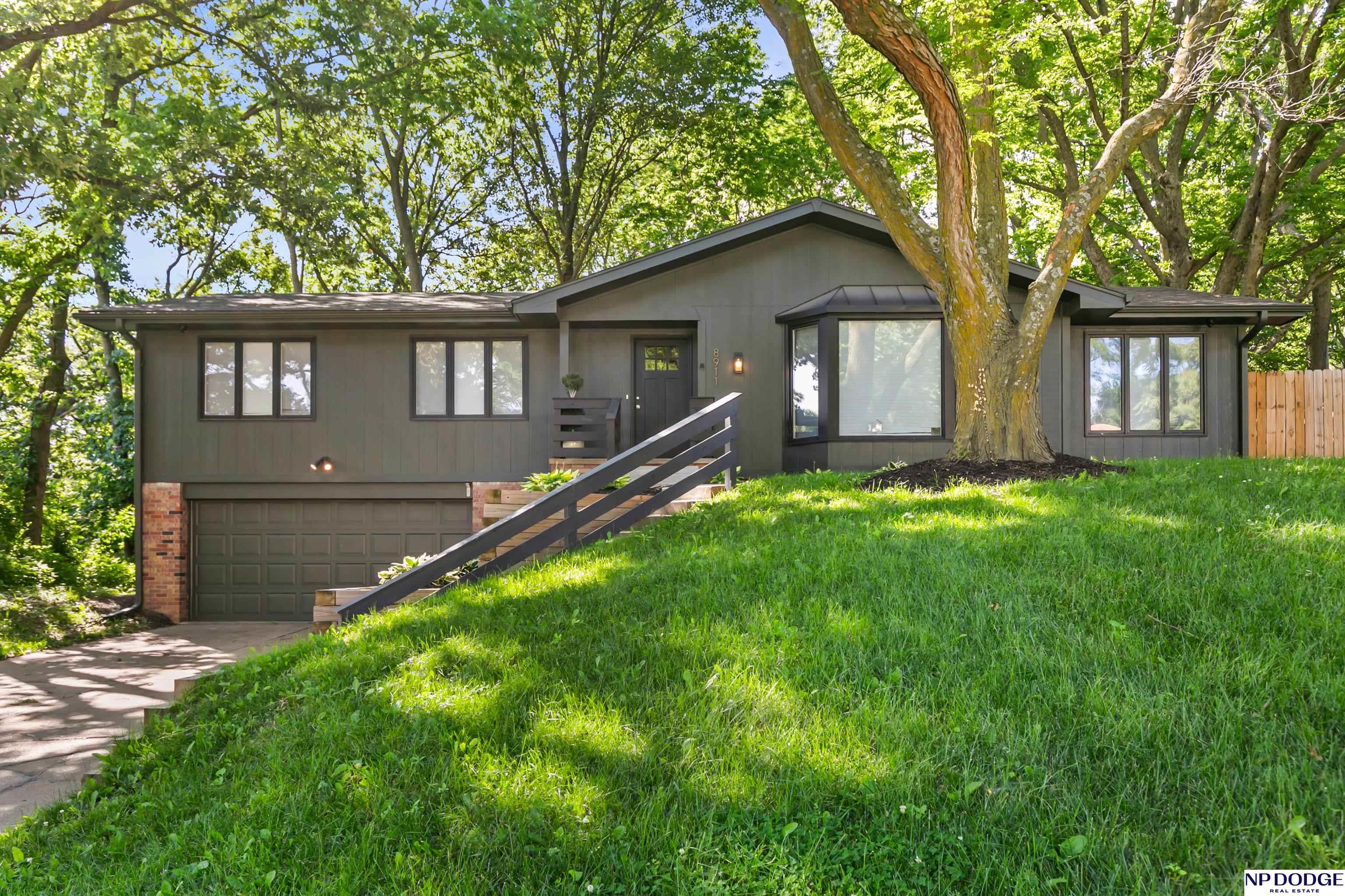 8911 Raven Oaks Drive — photo