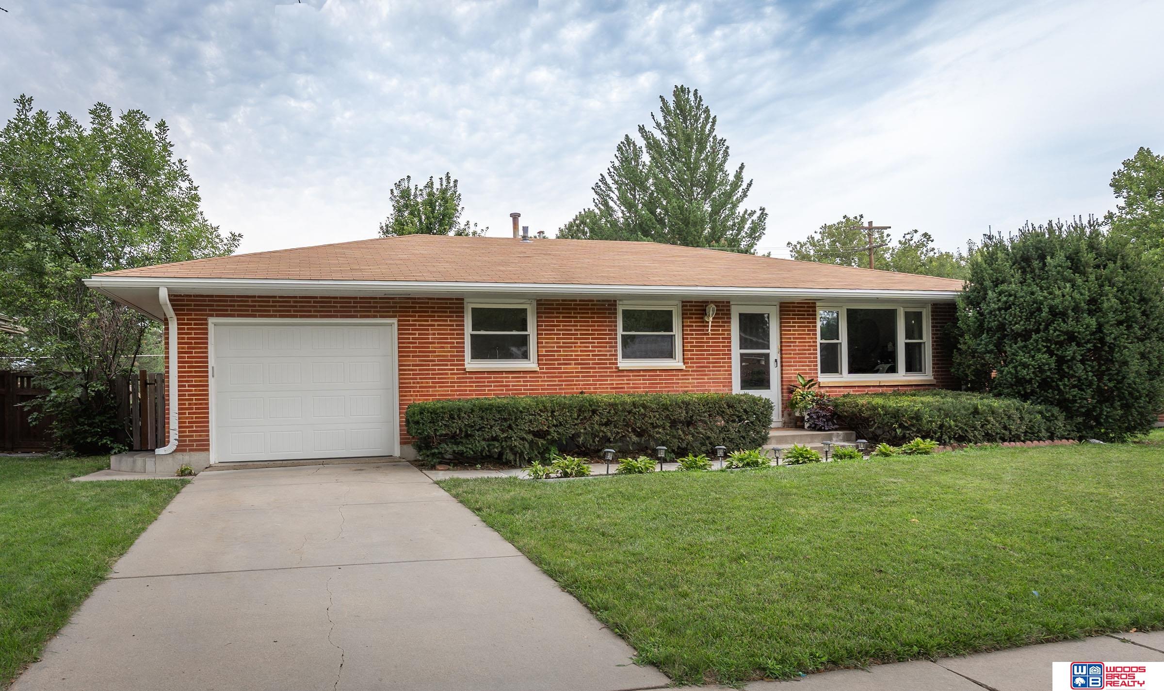 7330 S Wedgewood Drive — photo