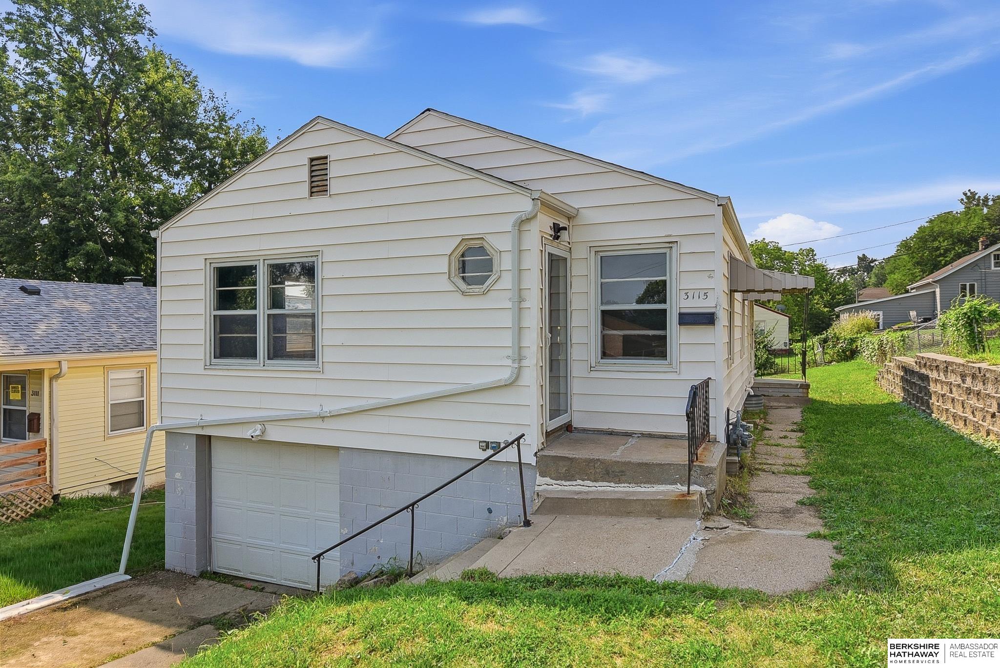 3115 Grebe Street — photo