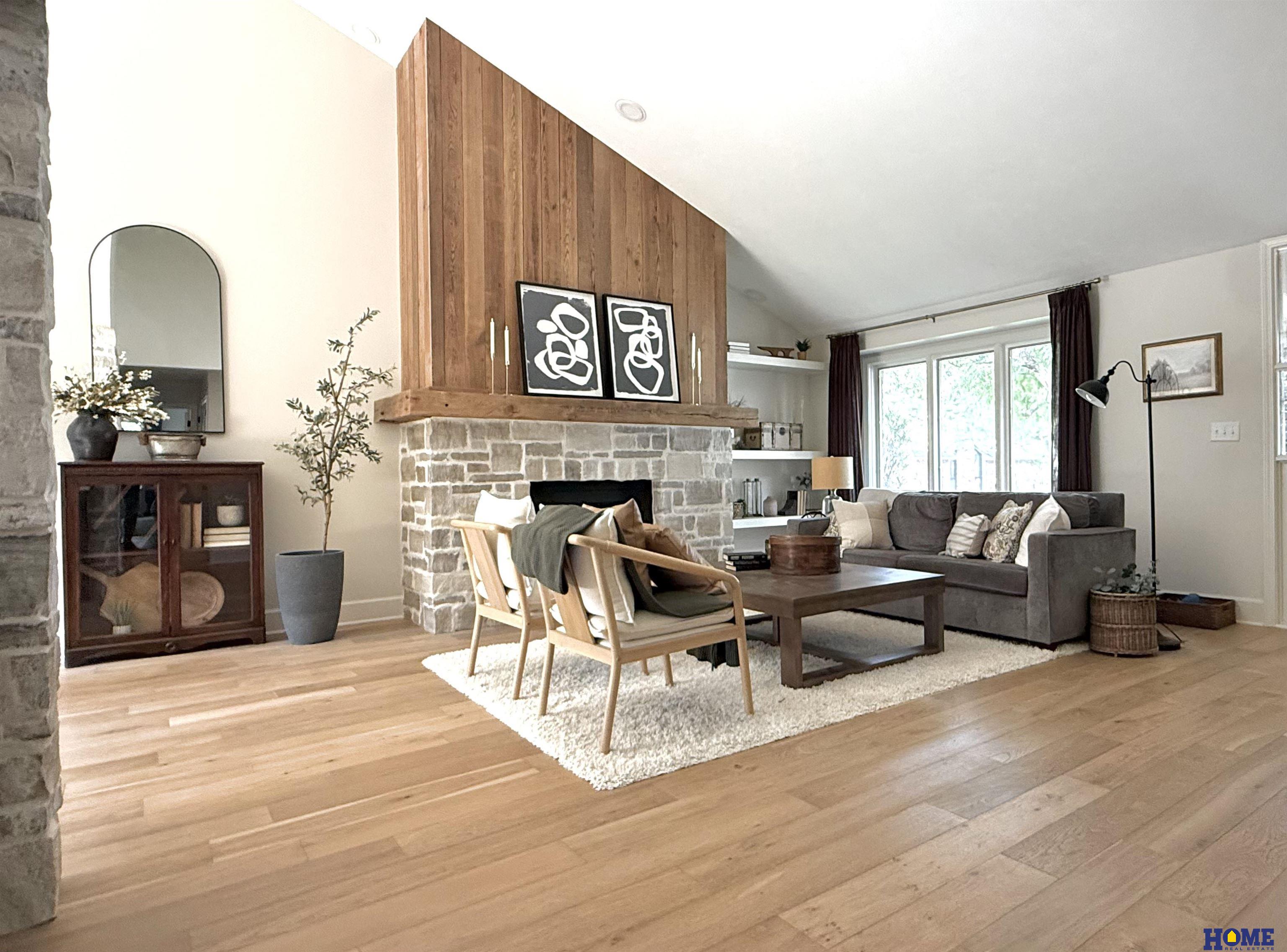 2100 Heritage Pines Court — photo
