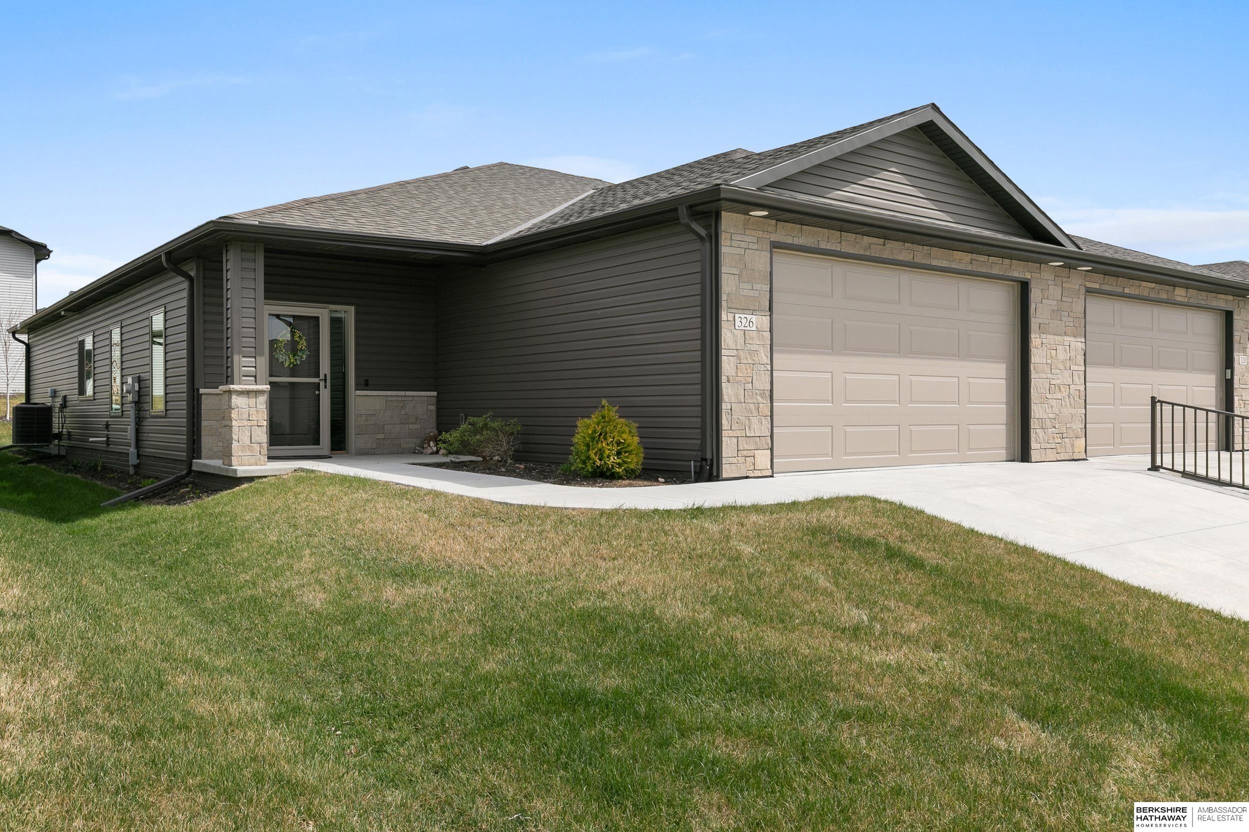 326 Deep Water Drive — photo