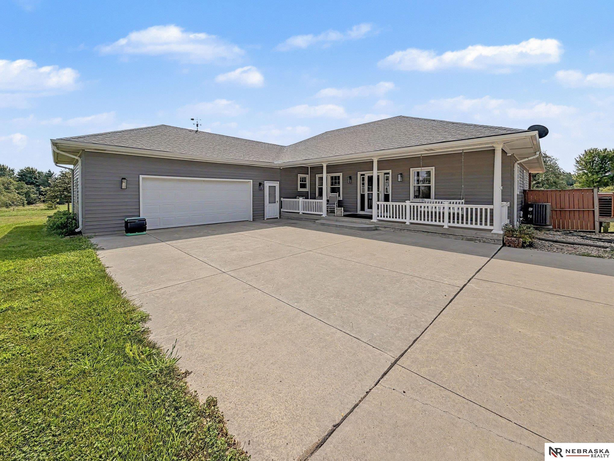 9929 Springlake North Lane — photo