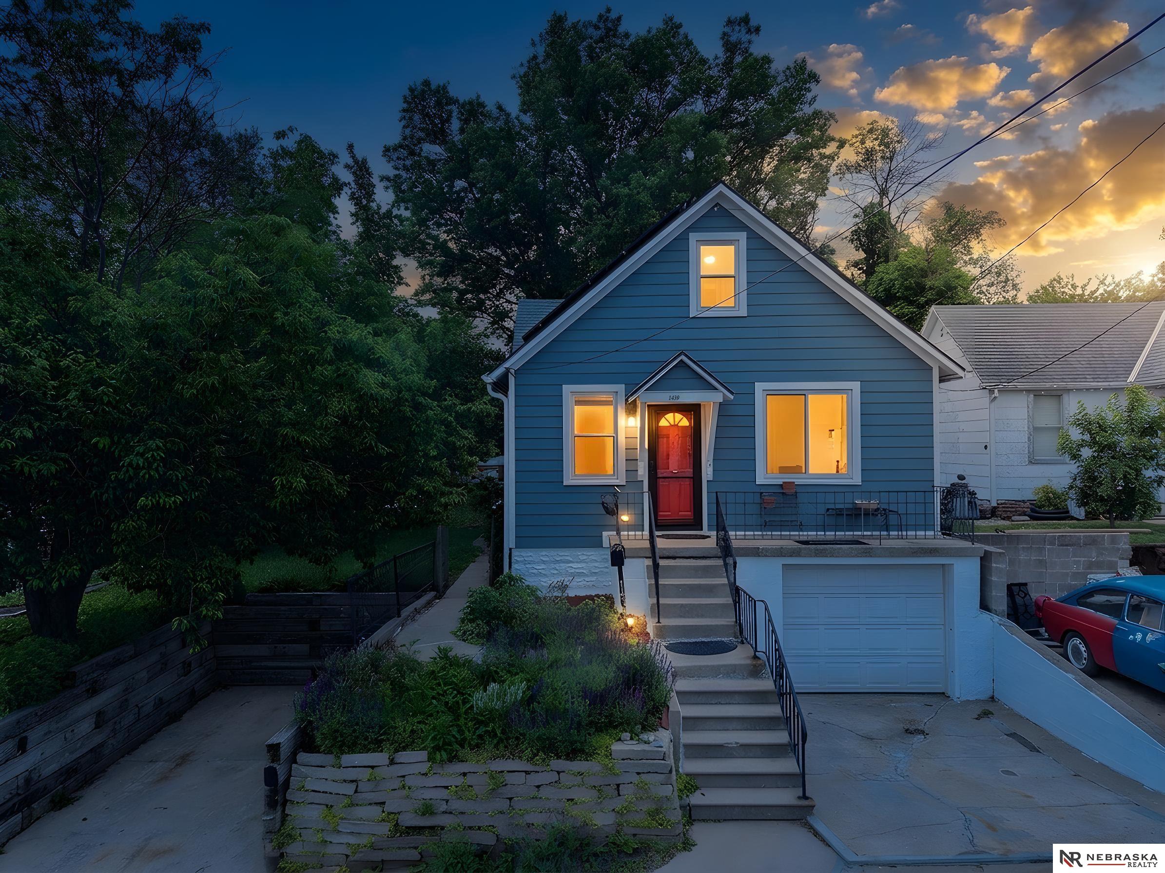 1439 Phelps Street — photo