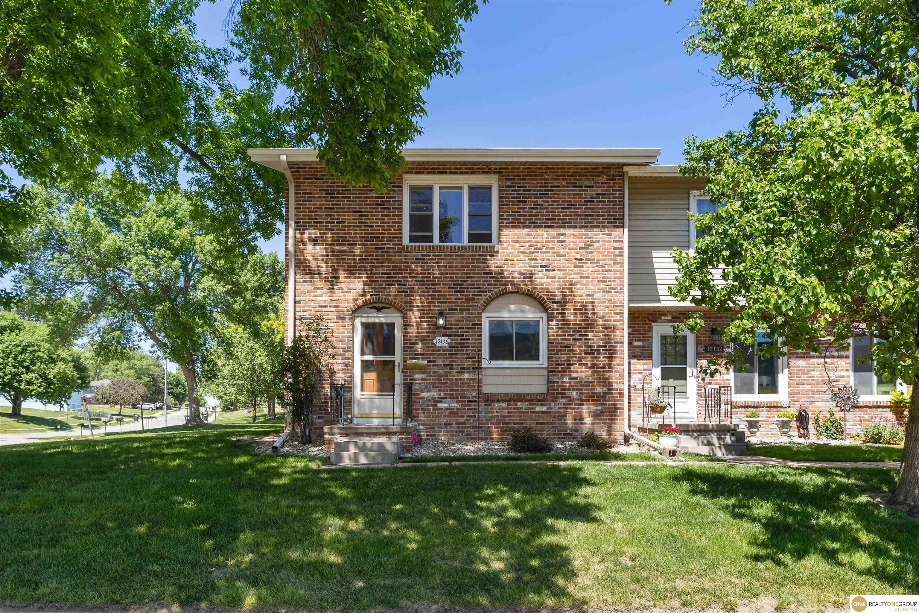 12136 Burt Street — photo
