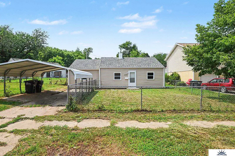 2210 John a Creighton Boulevard — photo