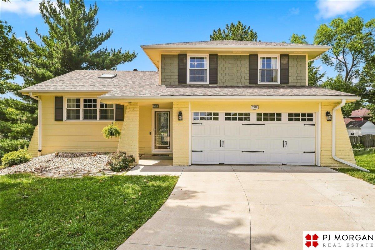 7368 Monroe Circle — photo