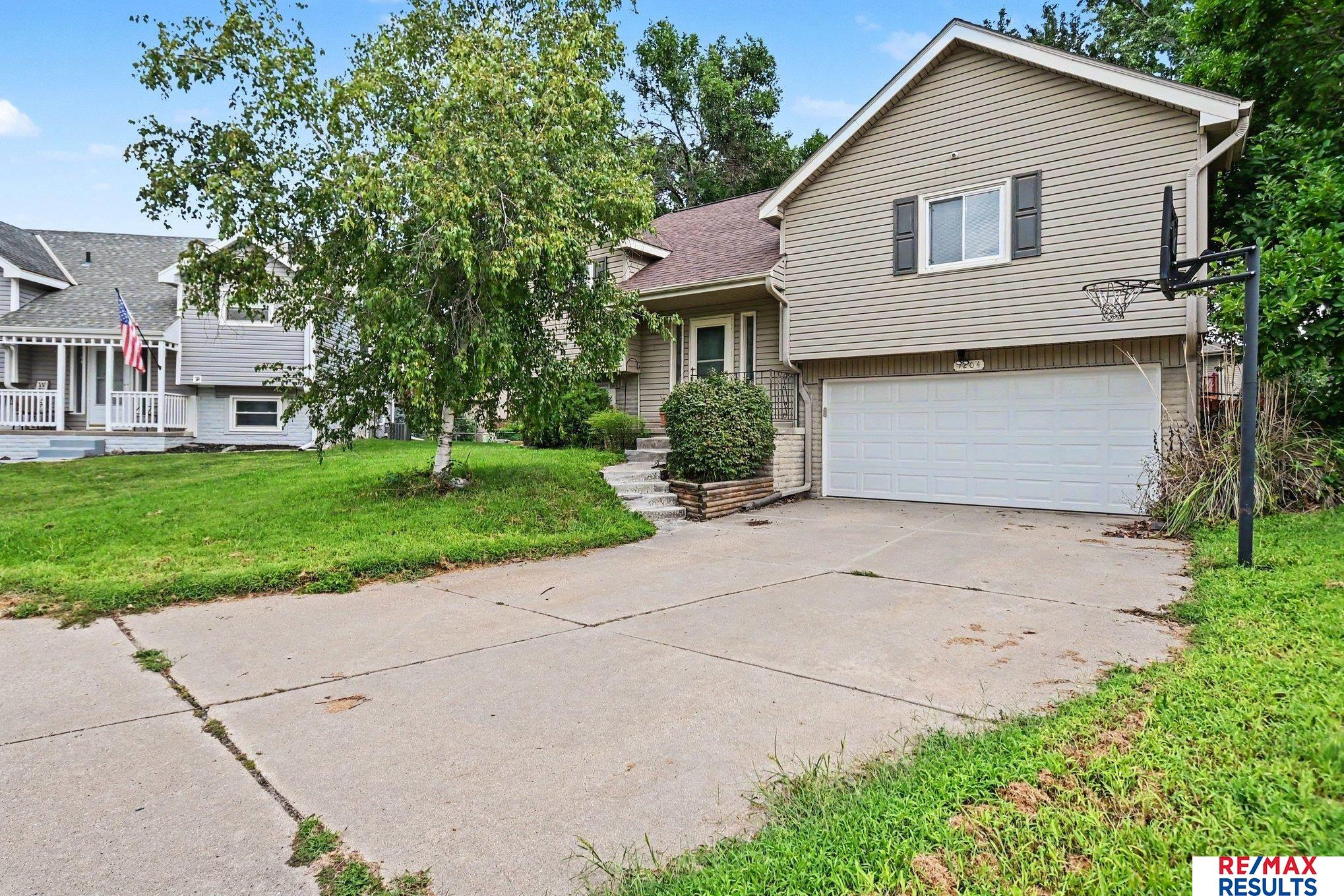 7204 S 149 Circle — photo