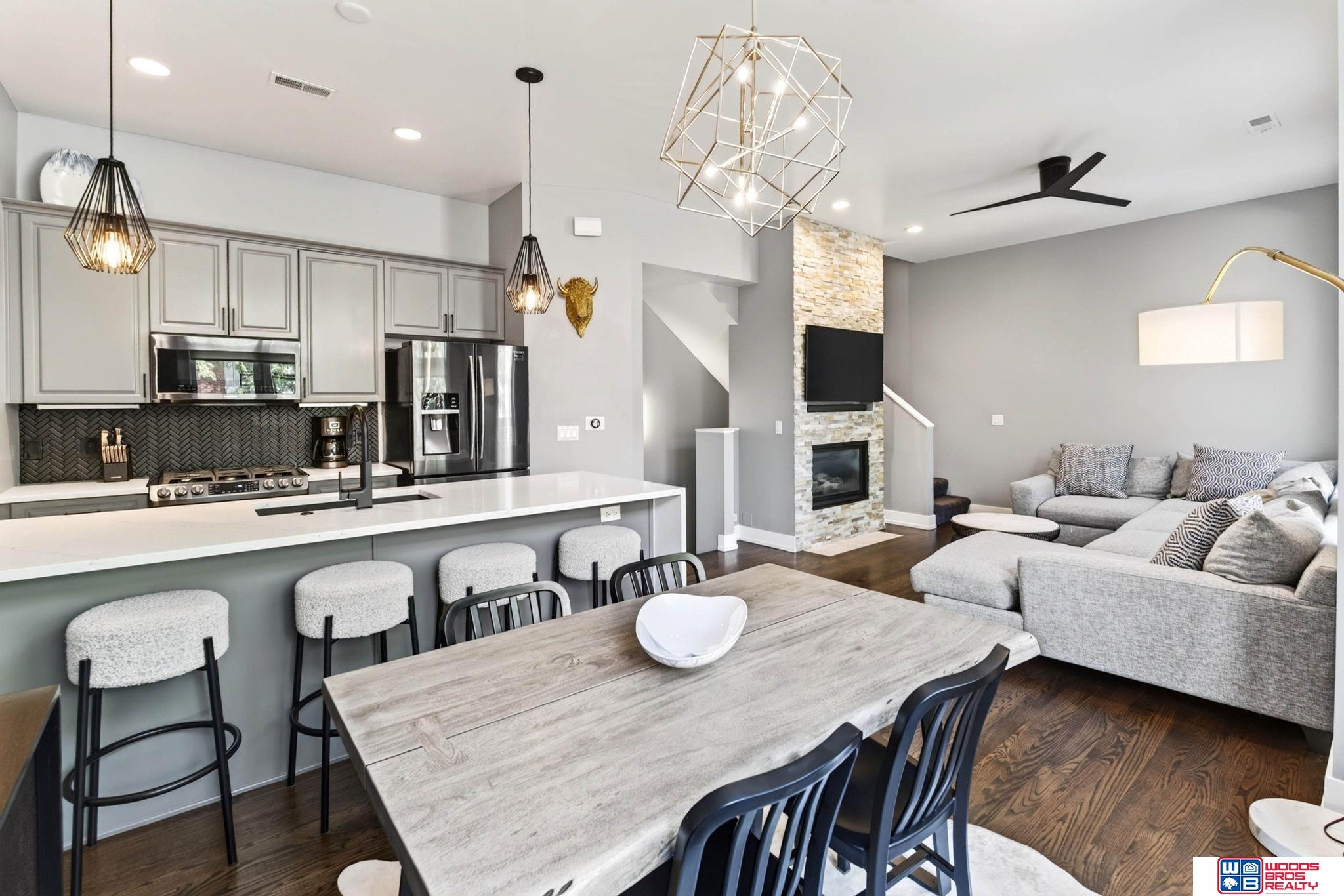 909 S 10th Court — photo