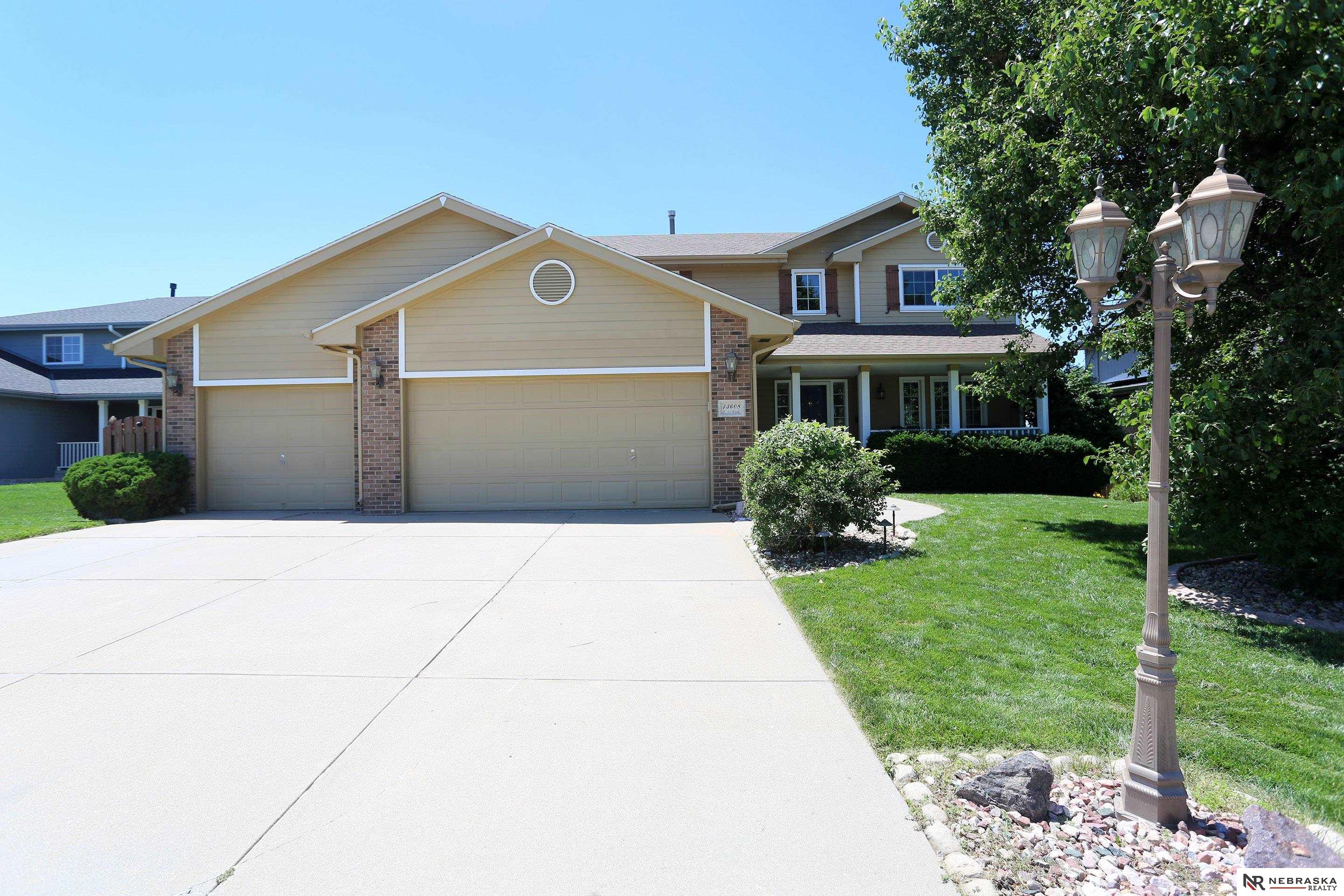 13608 S 41 Circle — photo