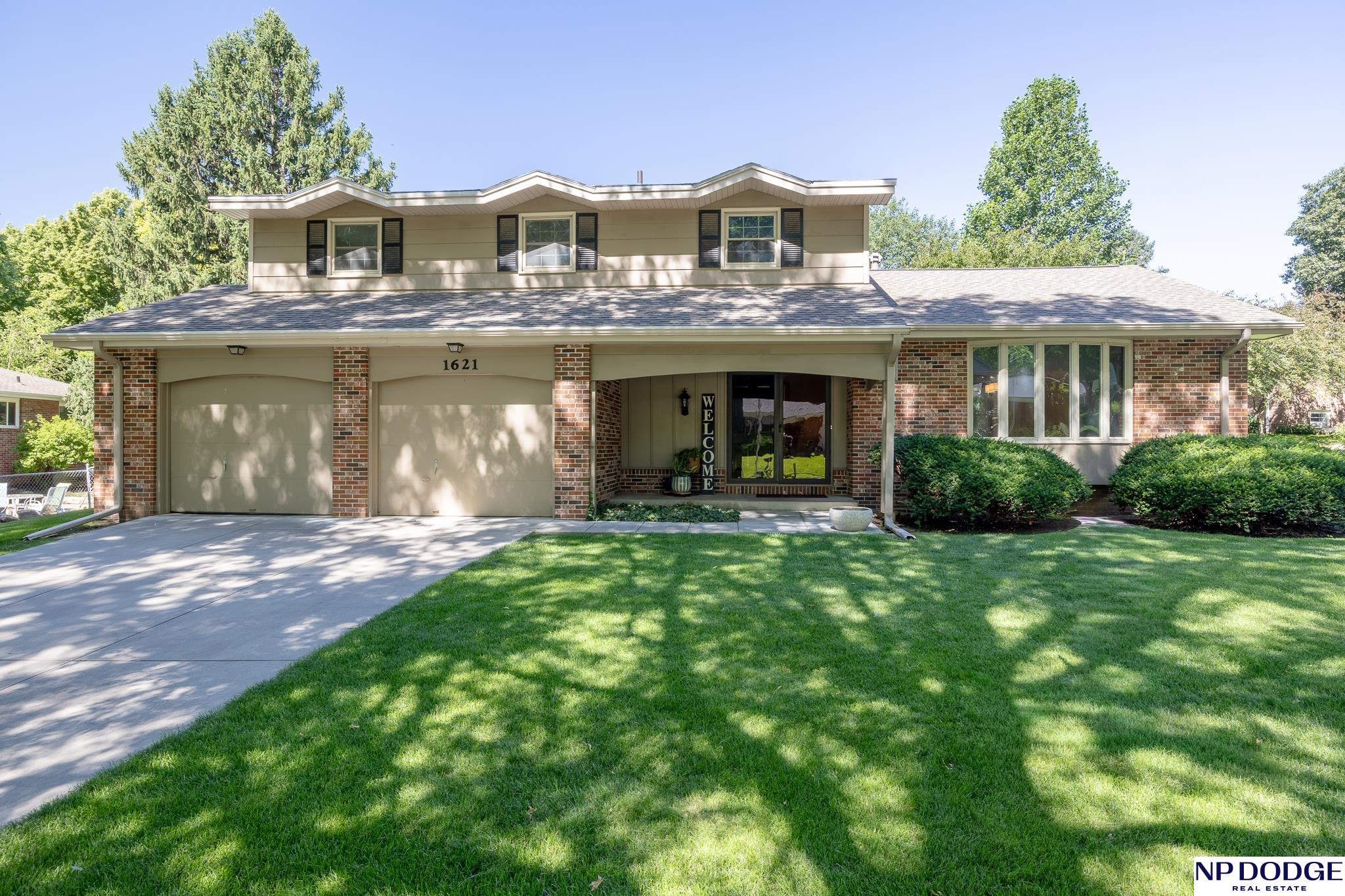 1621 Broadmoore Drive — photo