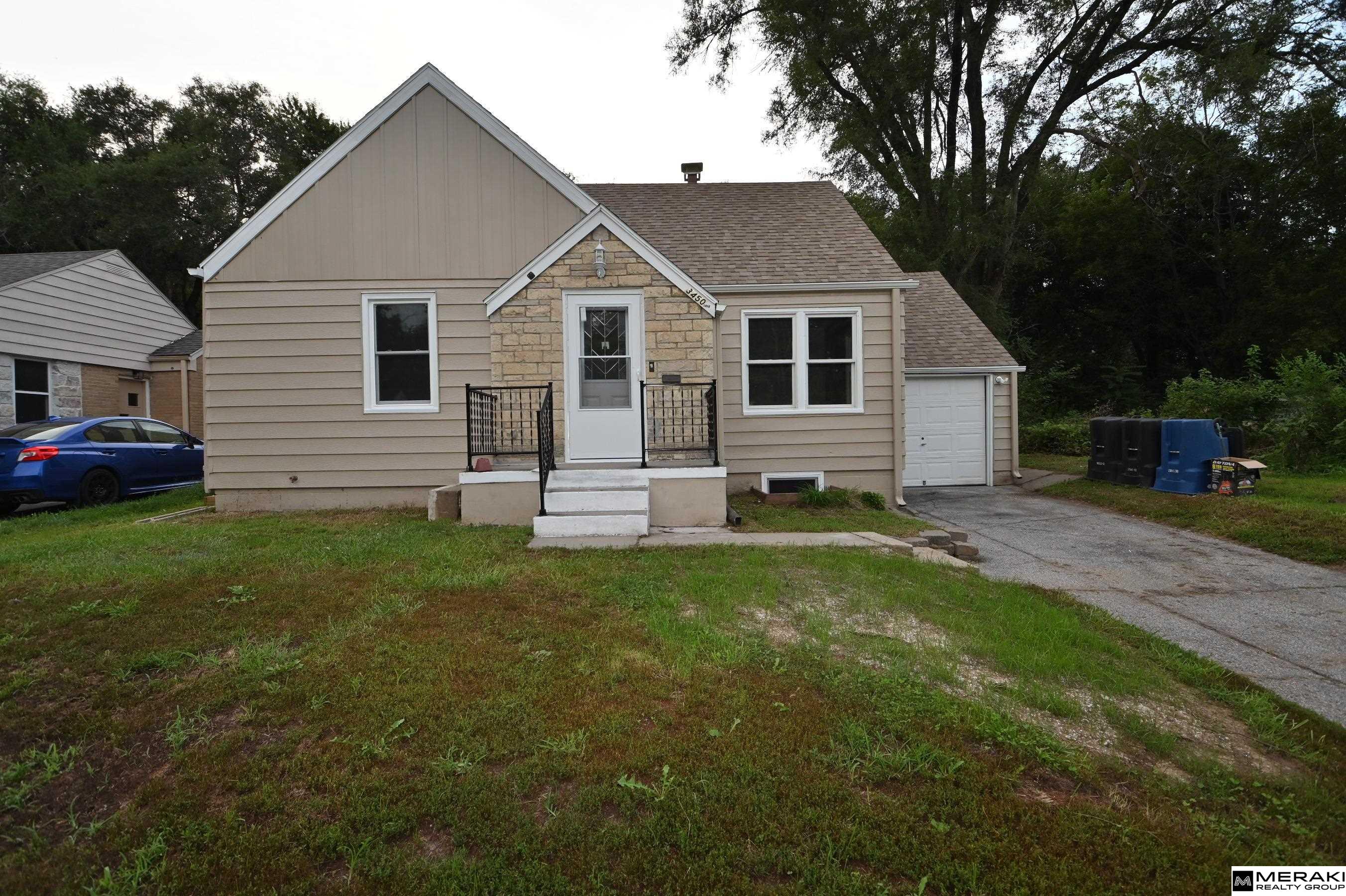 3450 Martin Avenue — photo