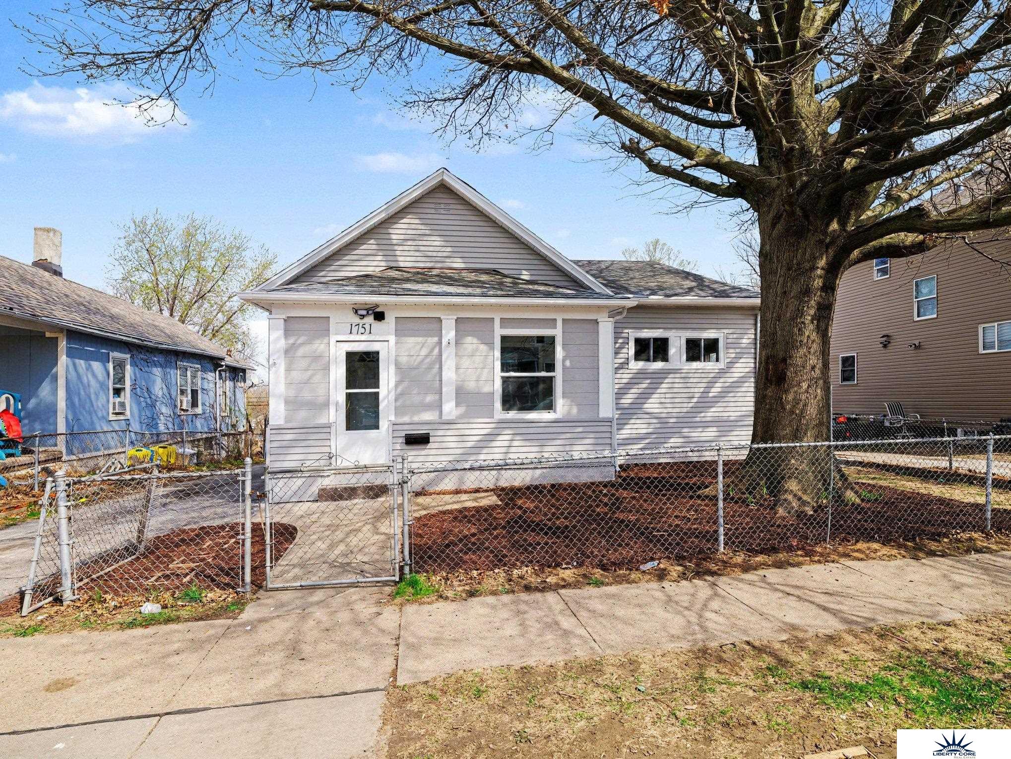 1751 S 9th Street — photo