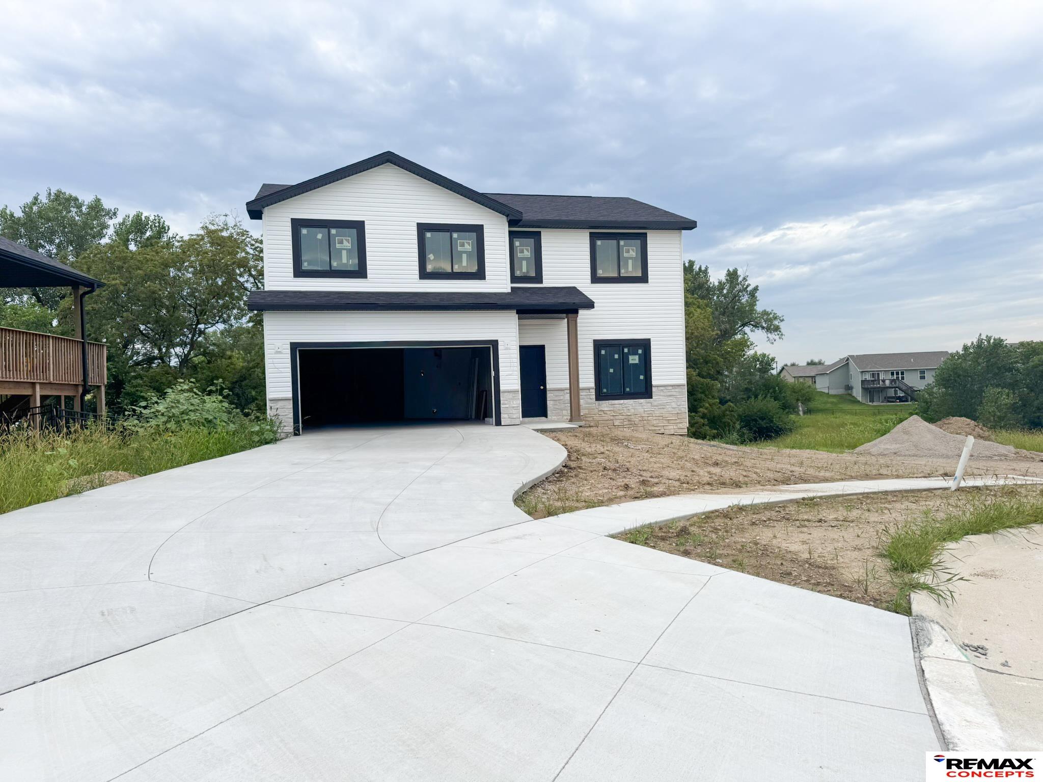 4032 Woodside Village Court — photo