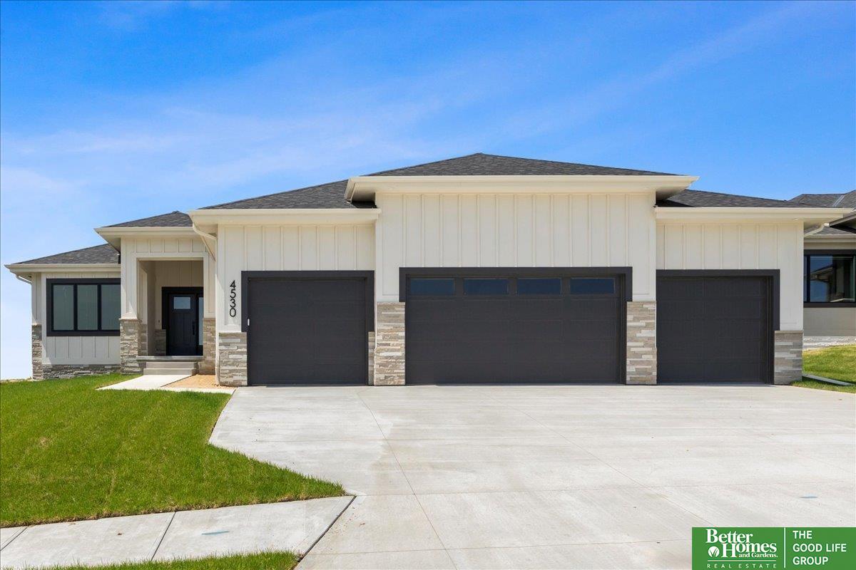 22118 Hampton Drive — photo