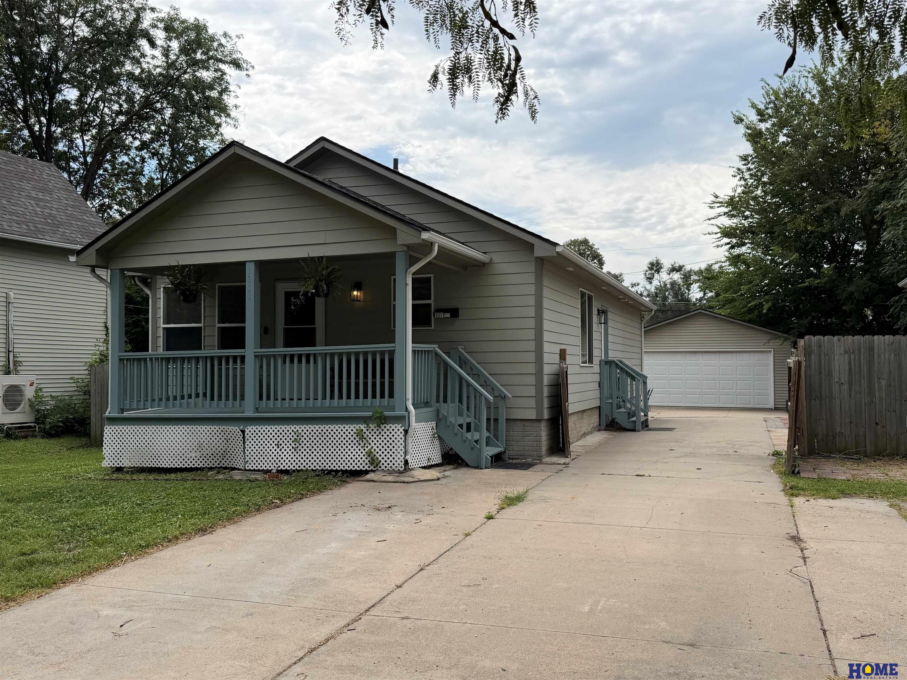 1011 Sumner Street — photo