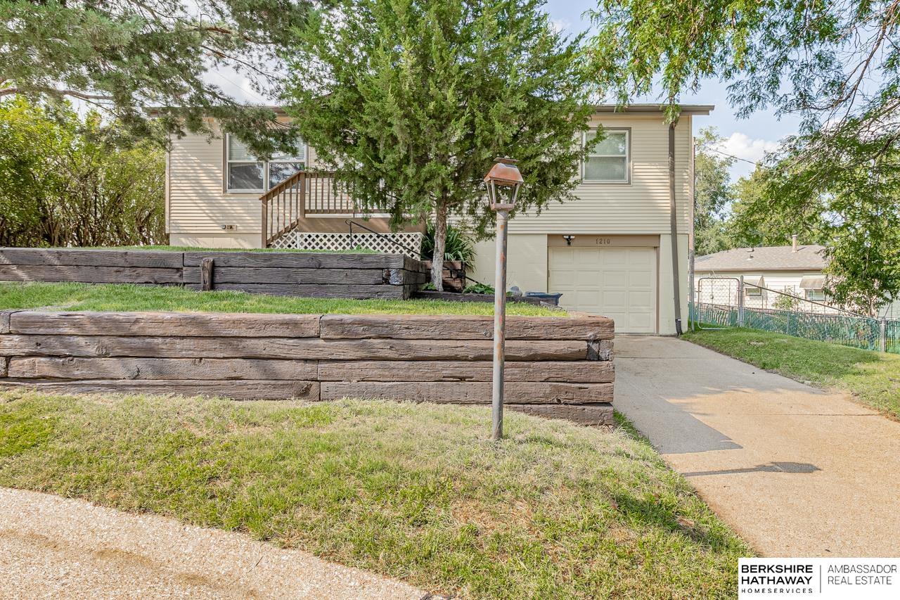 1210 Sunny Lane — photo