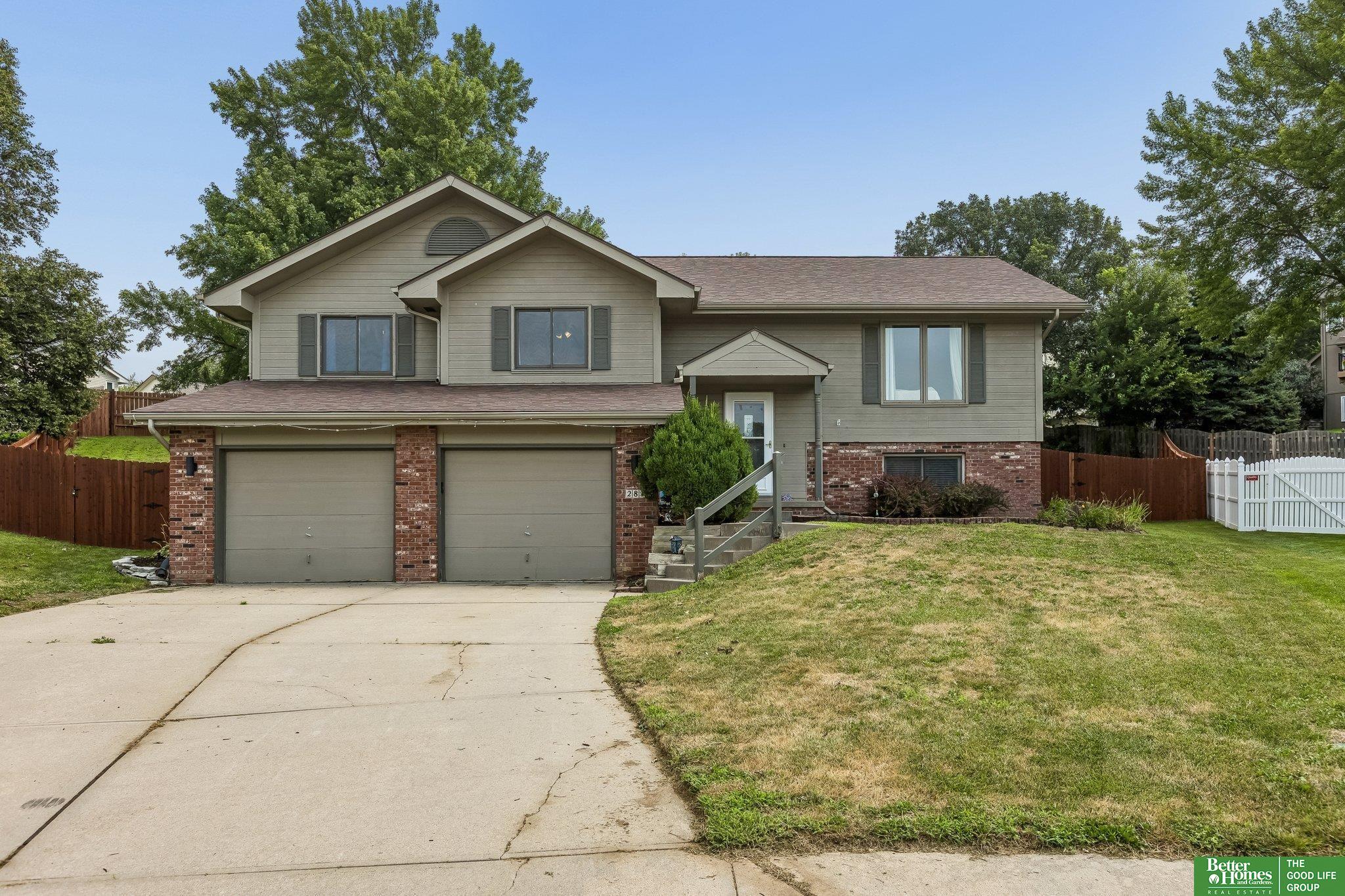 2810 Courtney Circle — photo