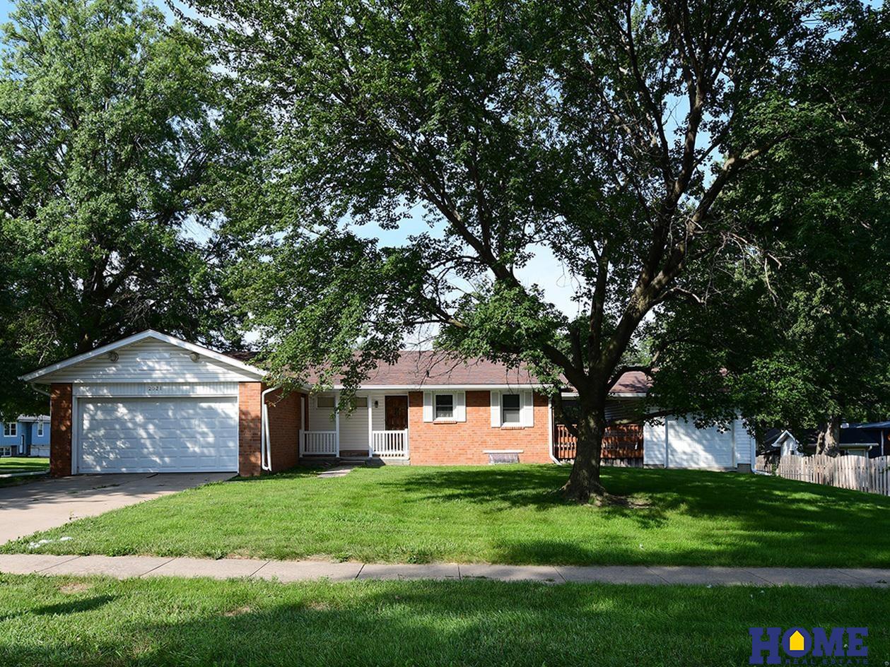2021 Devoe Drive — photo