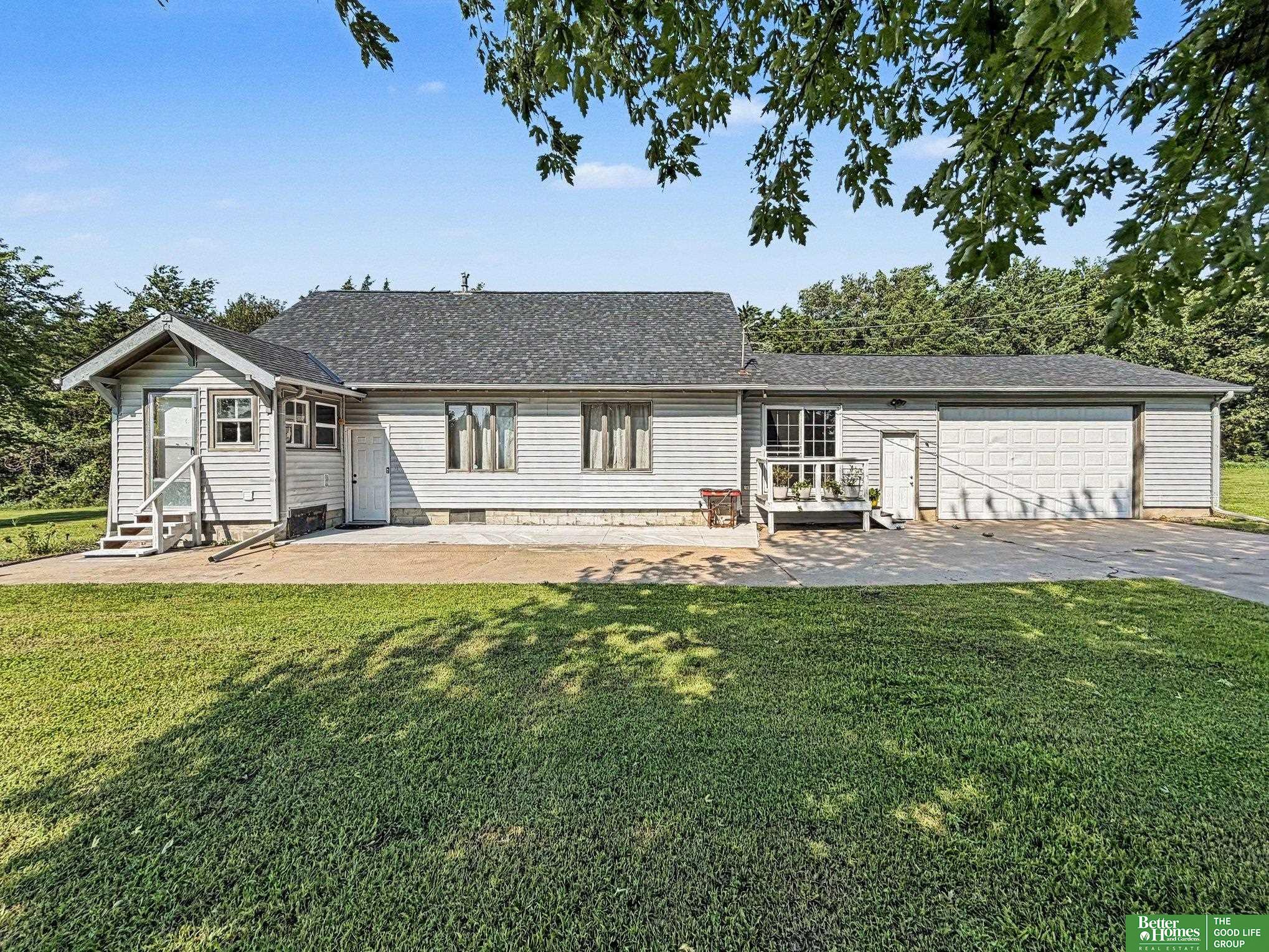 5042 E Sargent Road — photo