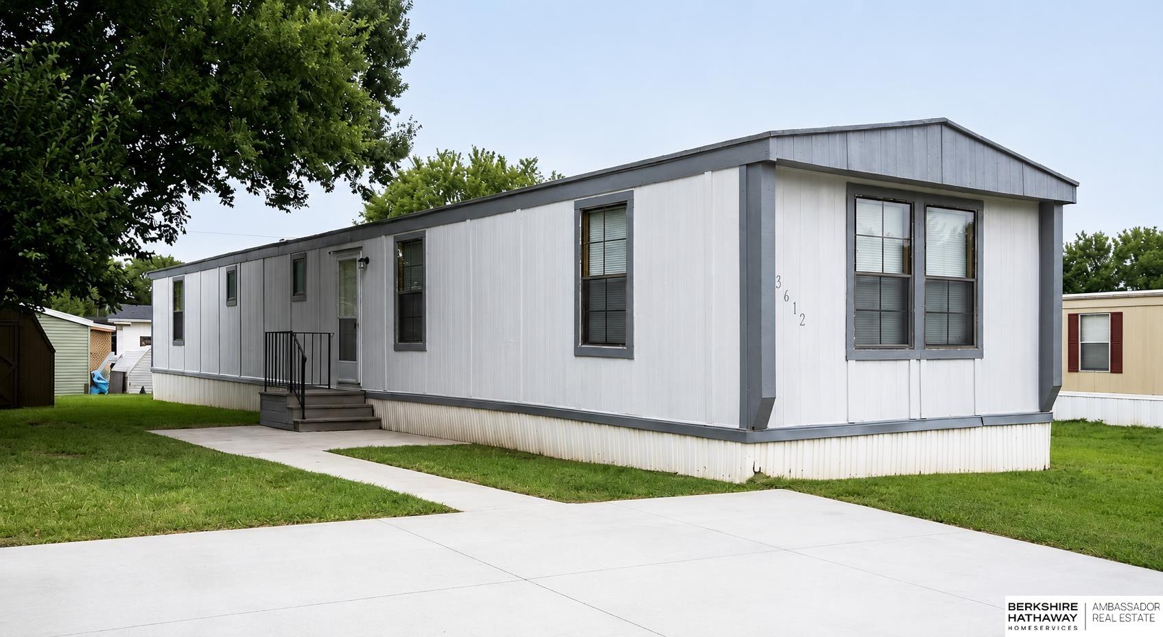 3612 NW Quincy Court — photo