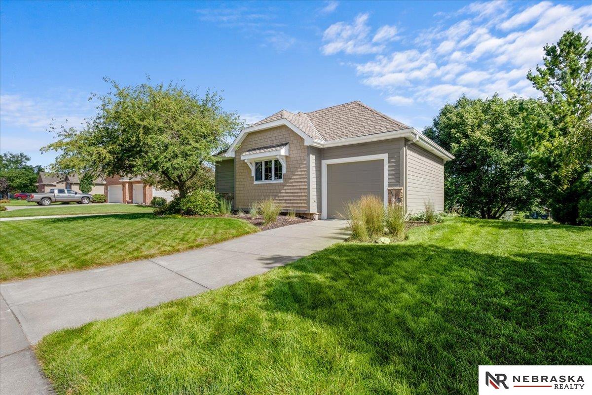 17618 Colonial Avenue, Omaha, NE 68136 — photo 3