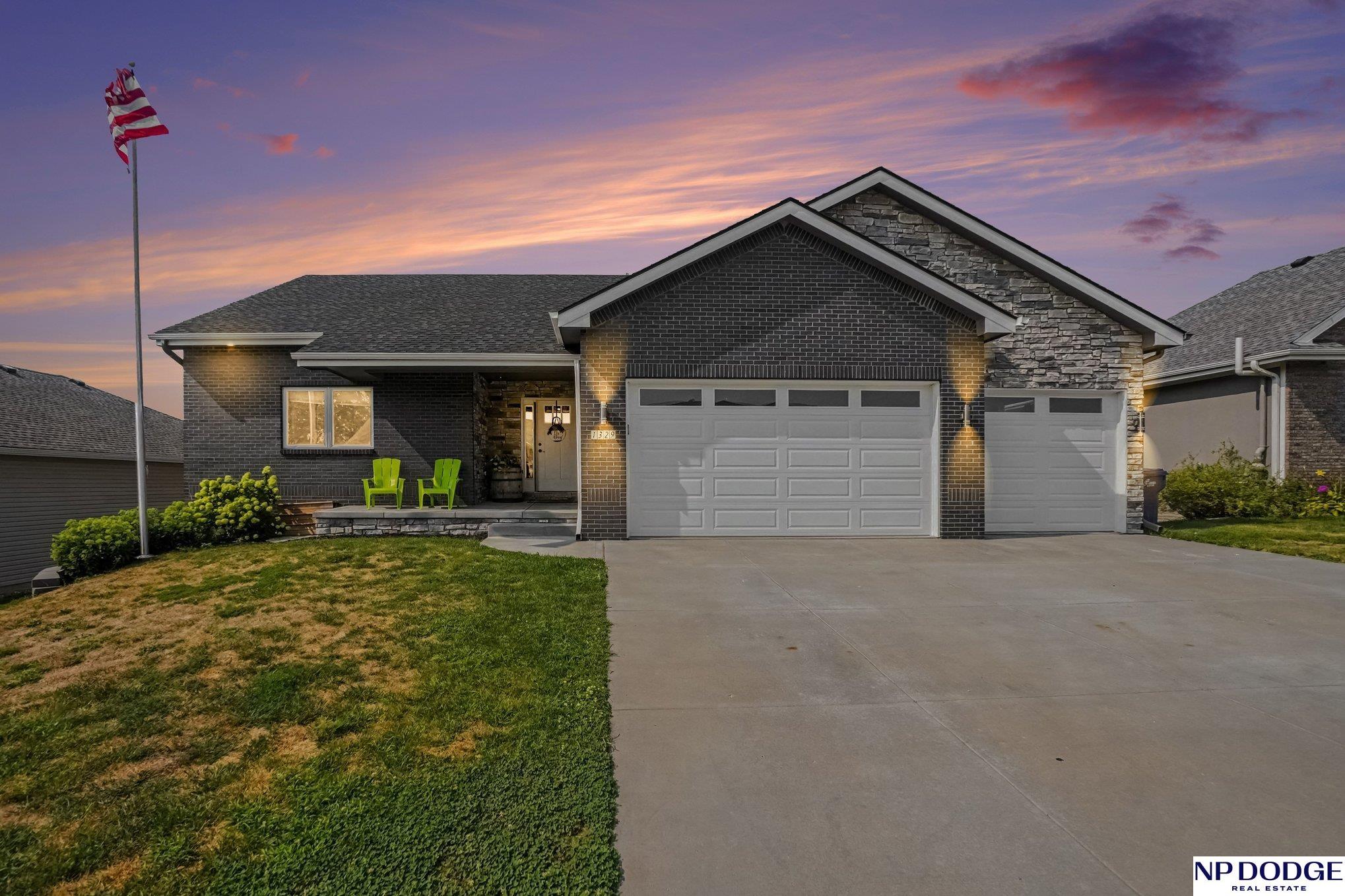 1329 Linden Drive — photo