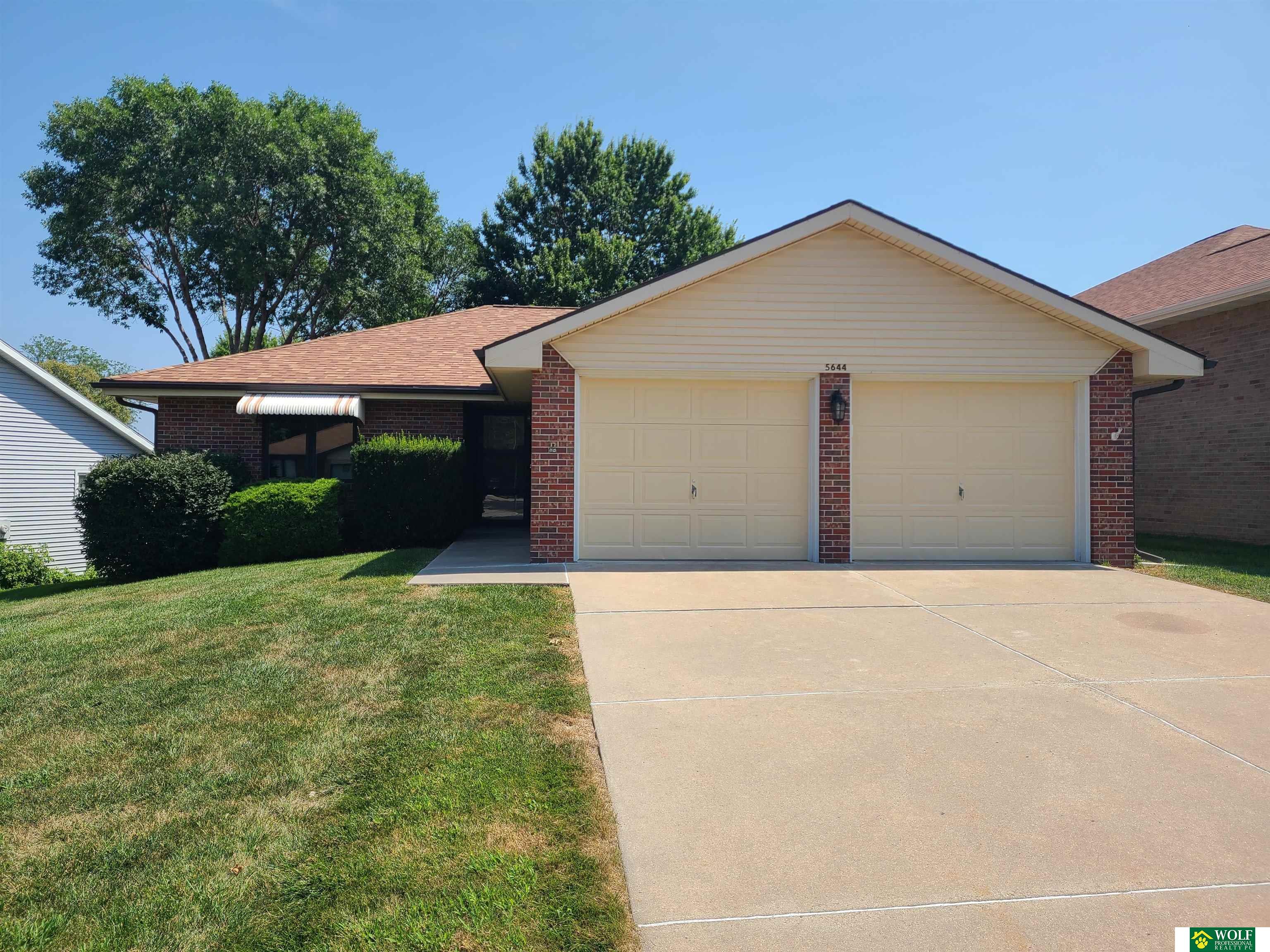 5644 Enterprise Drive — photo