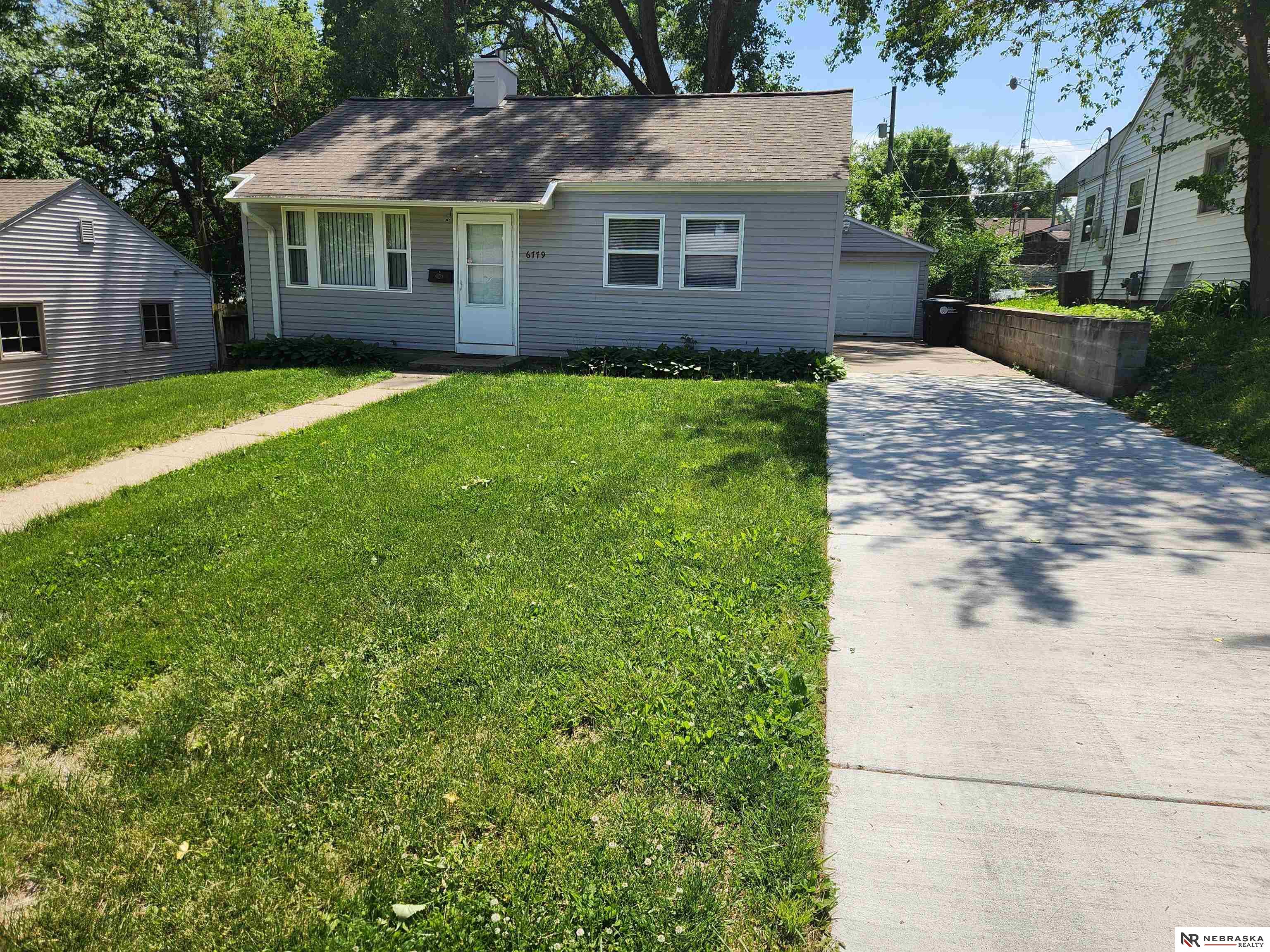 6779 Franklin Street — photo