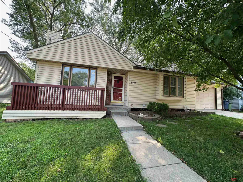 9717 Oak Ridge Drive — photo