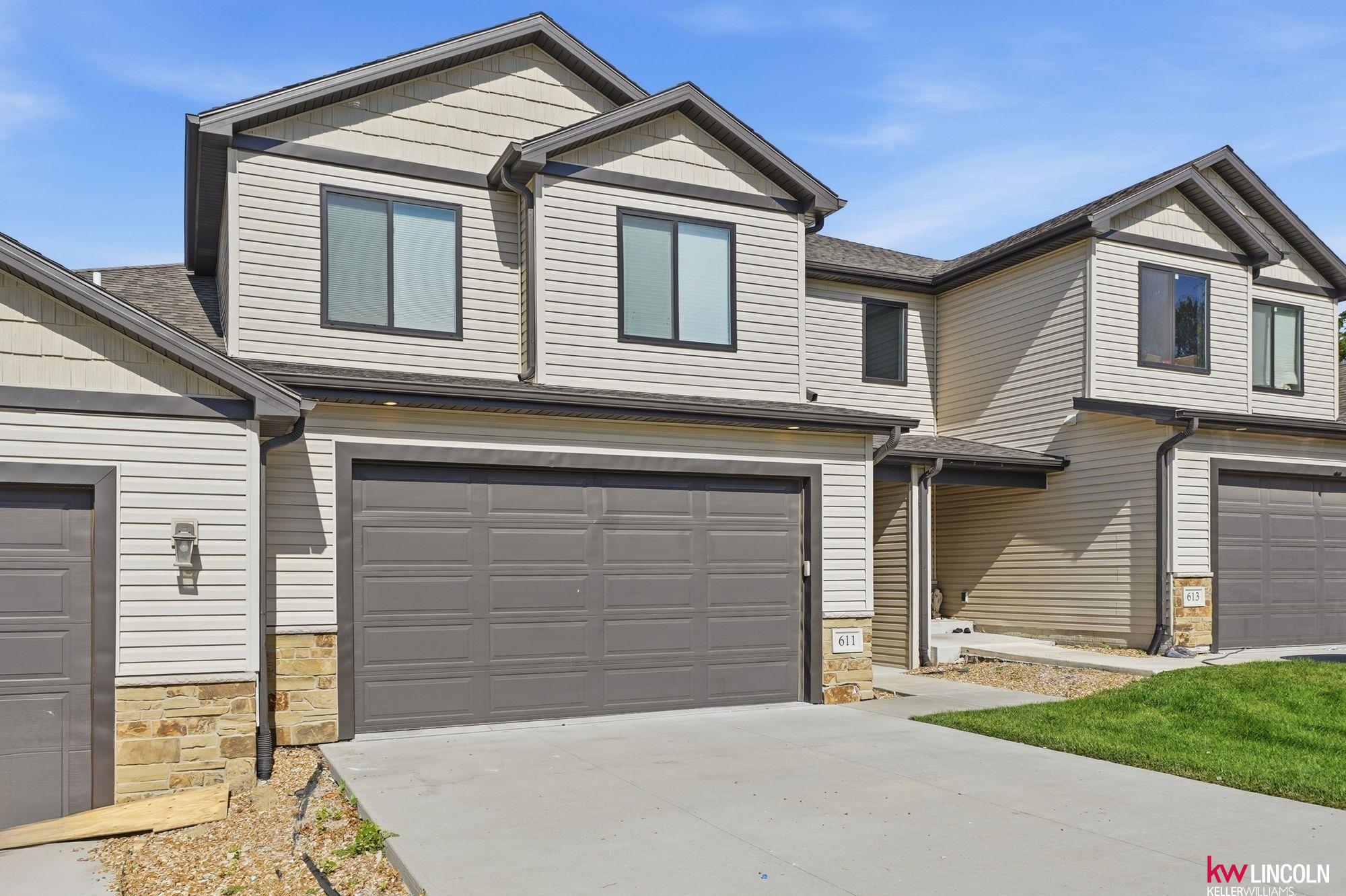 611 Garrett Place — photo