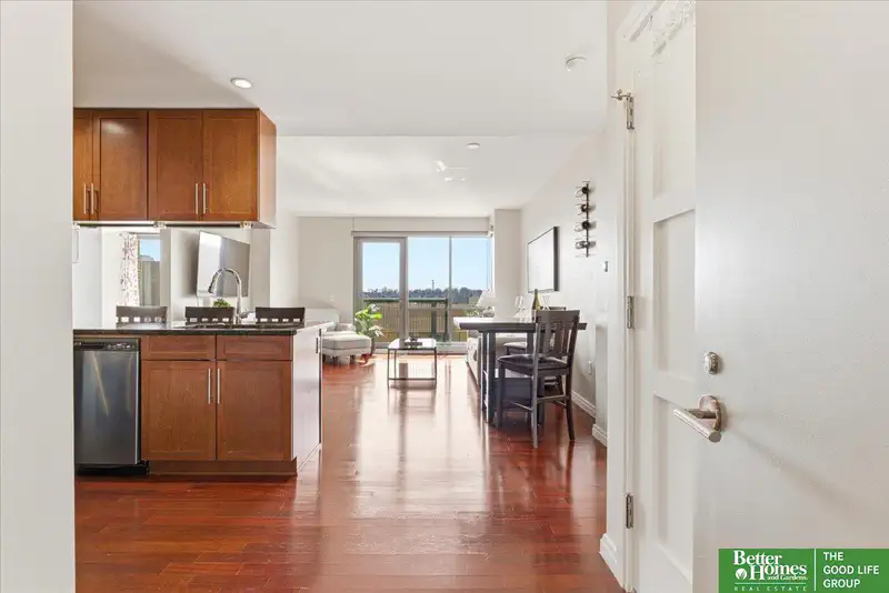 3200 Farnam Court #3707 — photo
