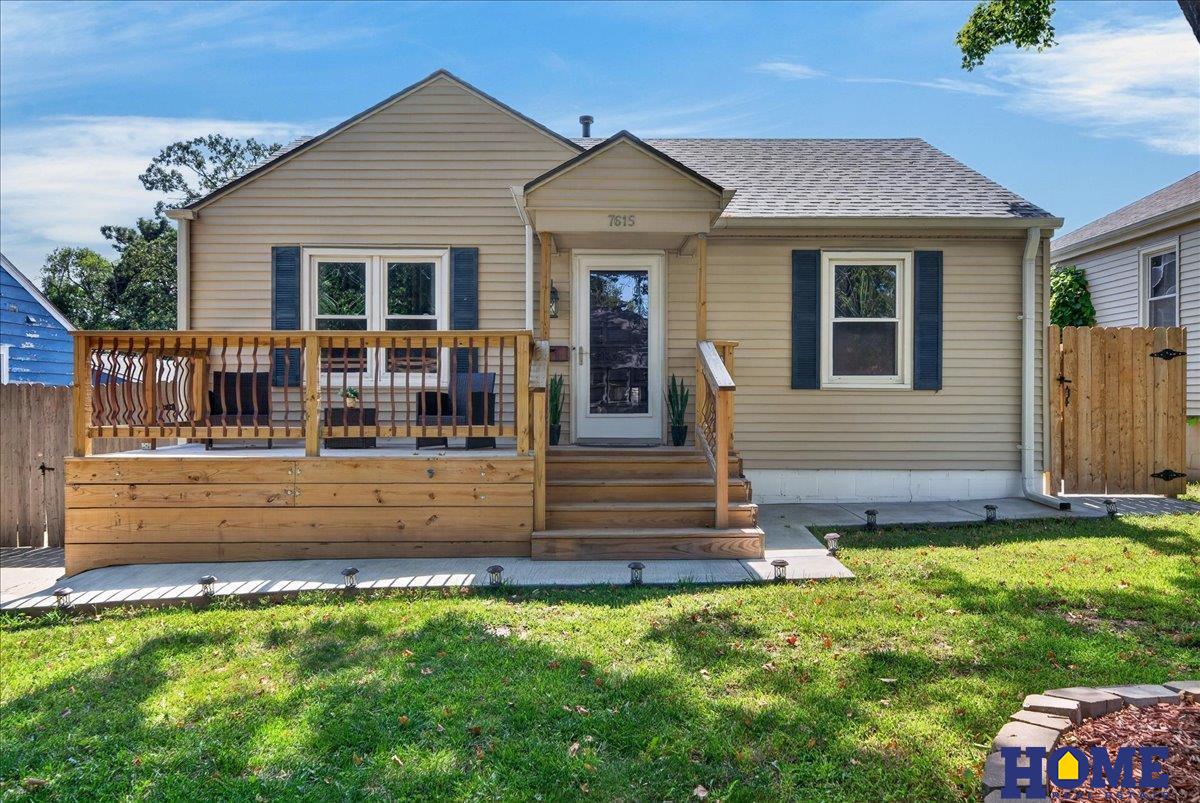 7615 Maywood Street — photo