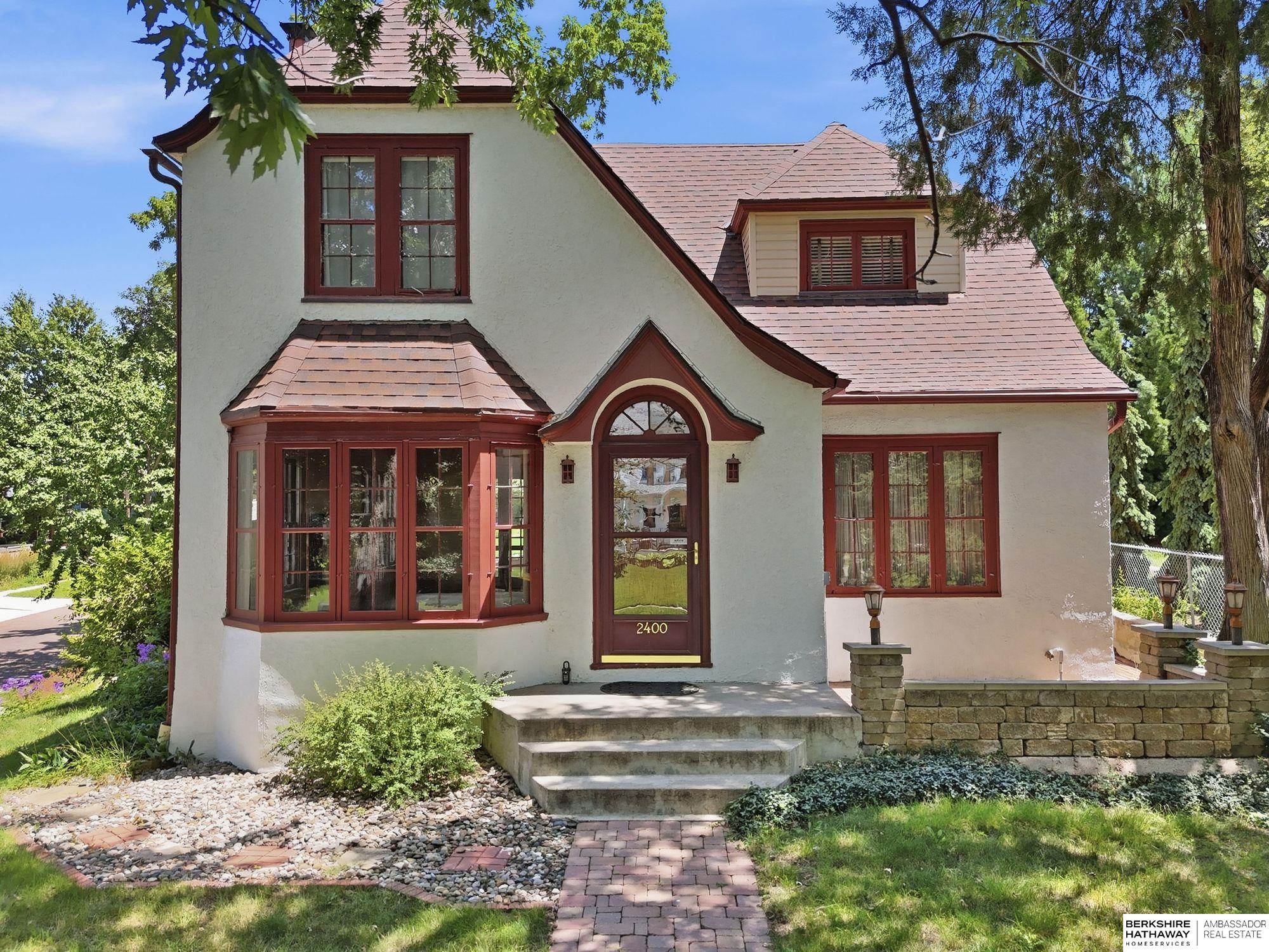 2400 Bradfield Drive — photo