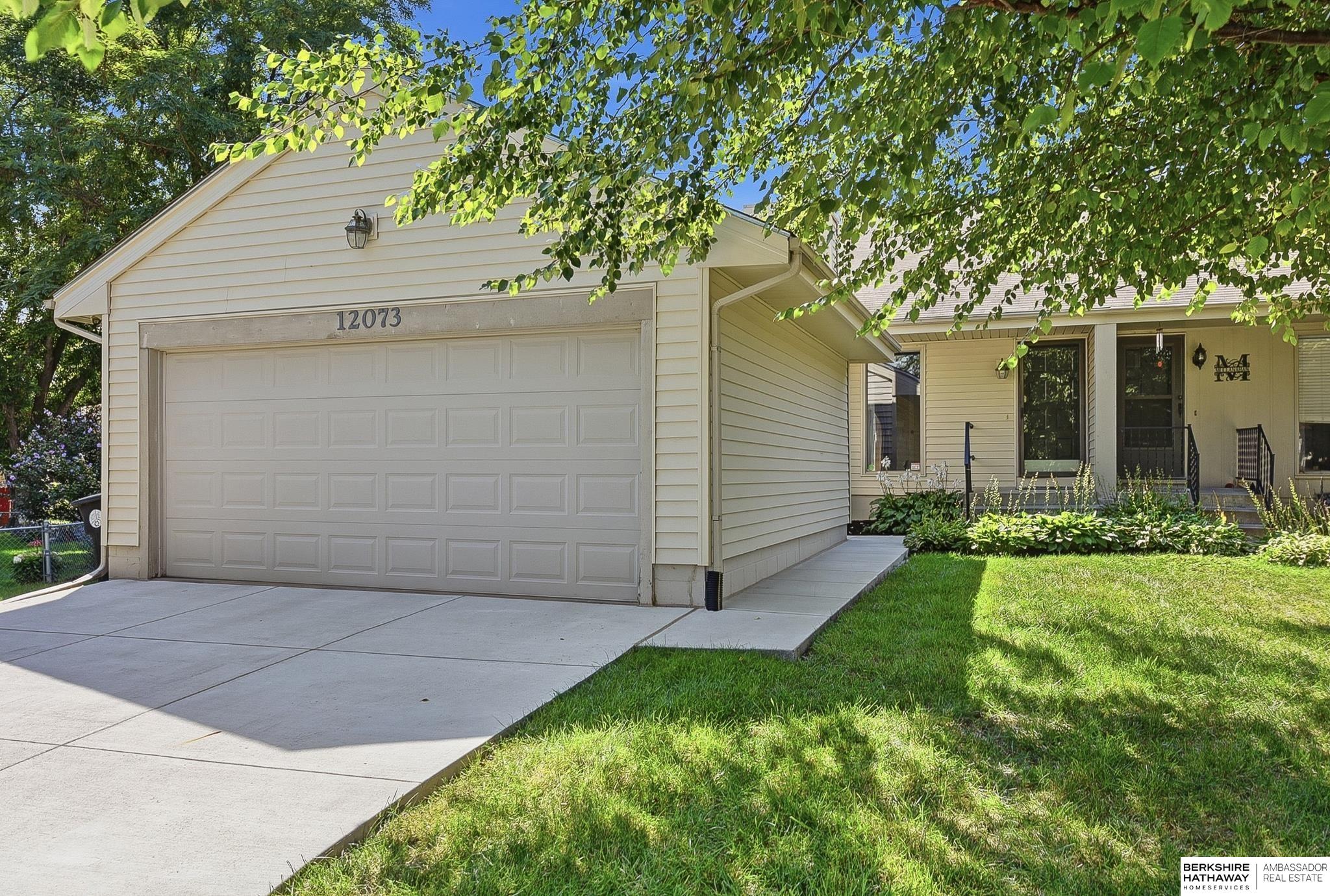 12073 Burdette Circle — photo