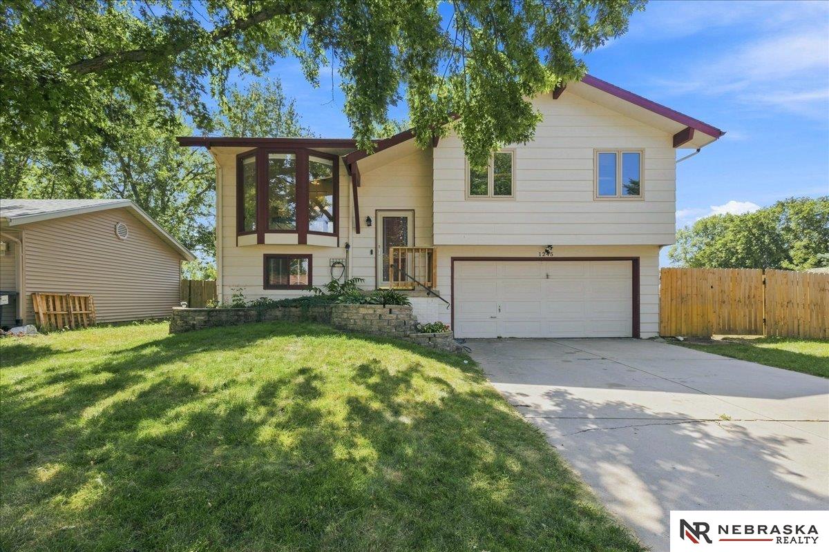 1245 W Jean Avenue — photo