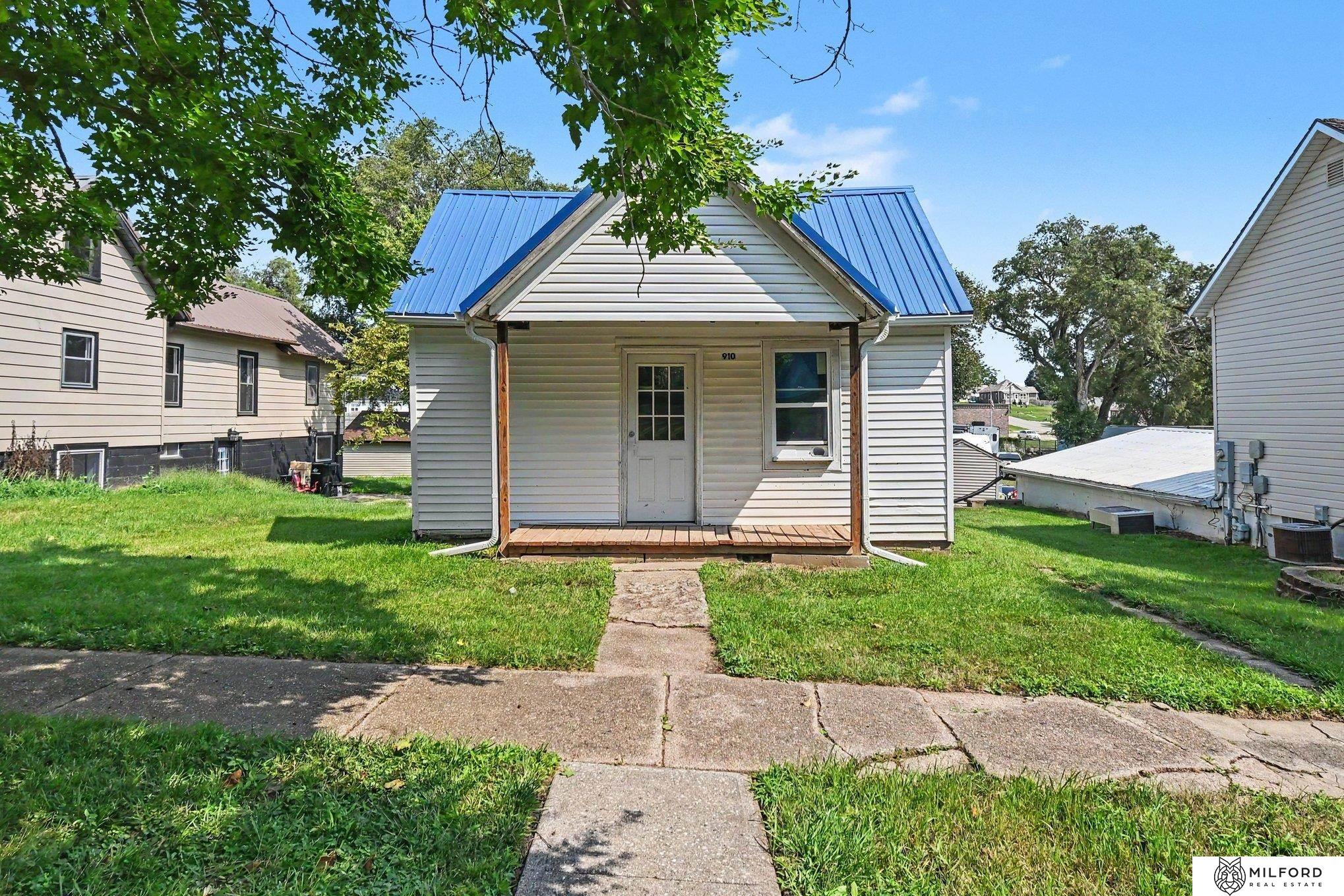 910 Hill Street — photo