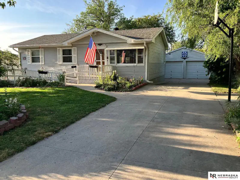 414 Highland Drive — photo